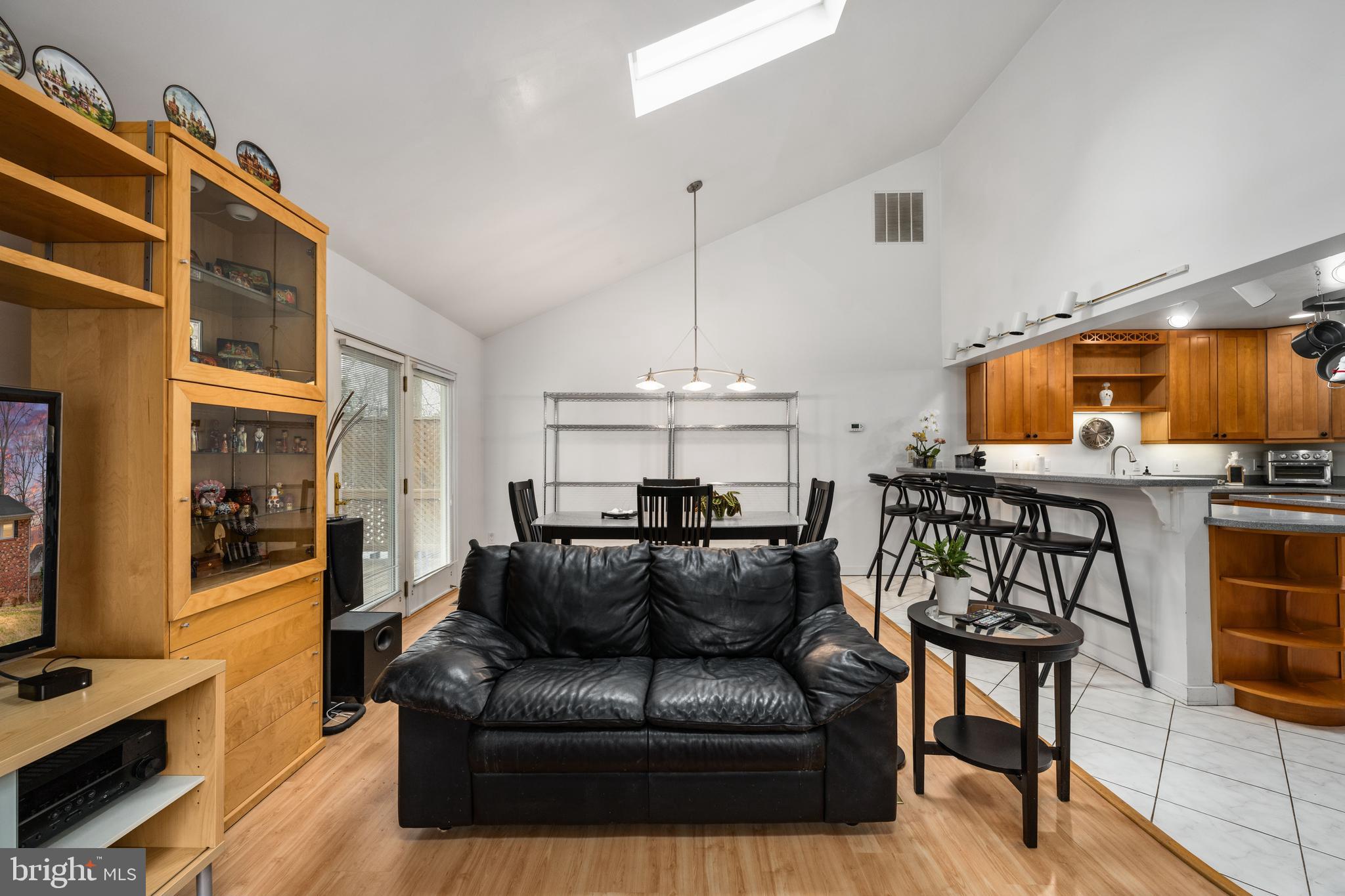 NORTH SPRINGFIELD - Residential