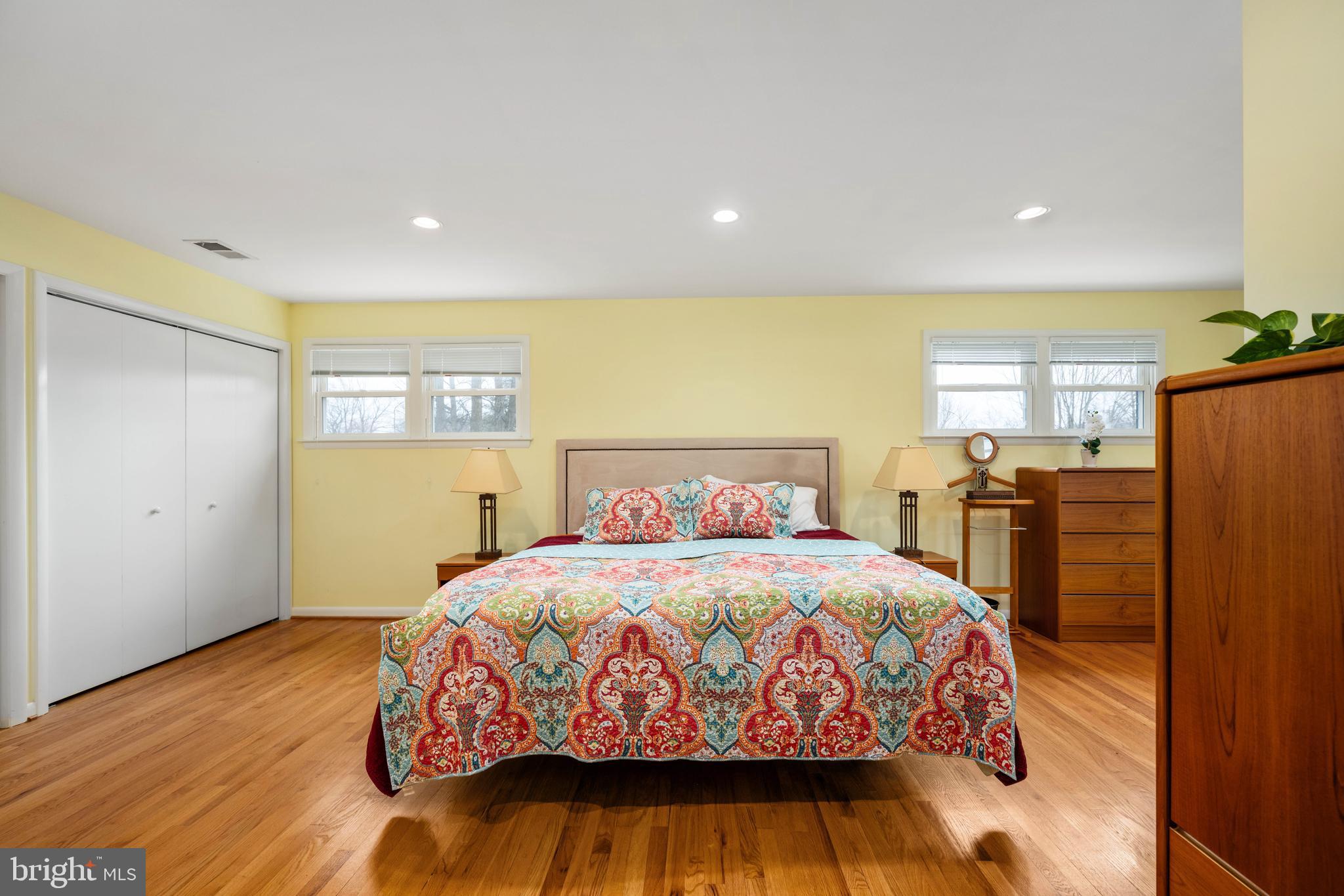 NORTH SPRINGFIELD - Residential