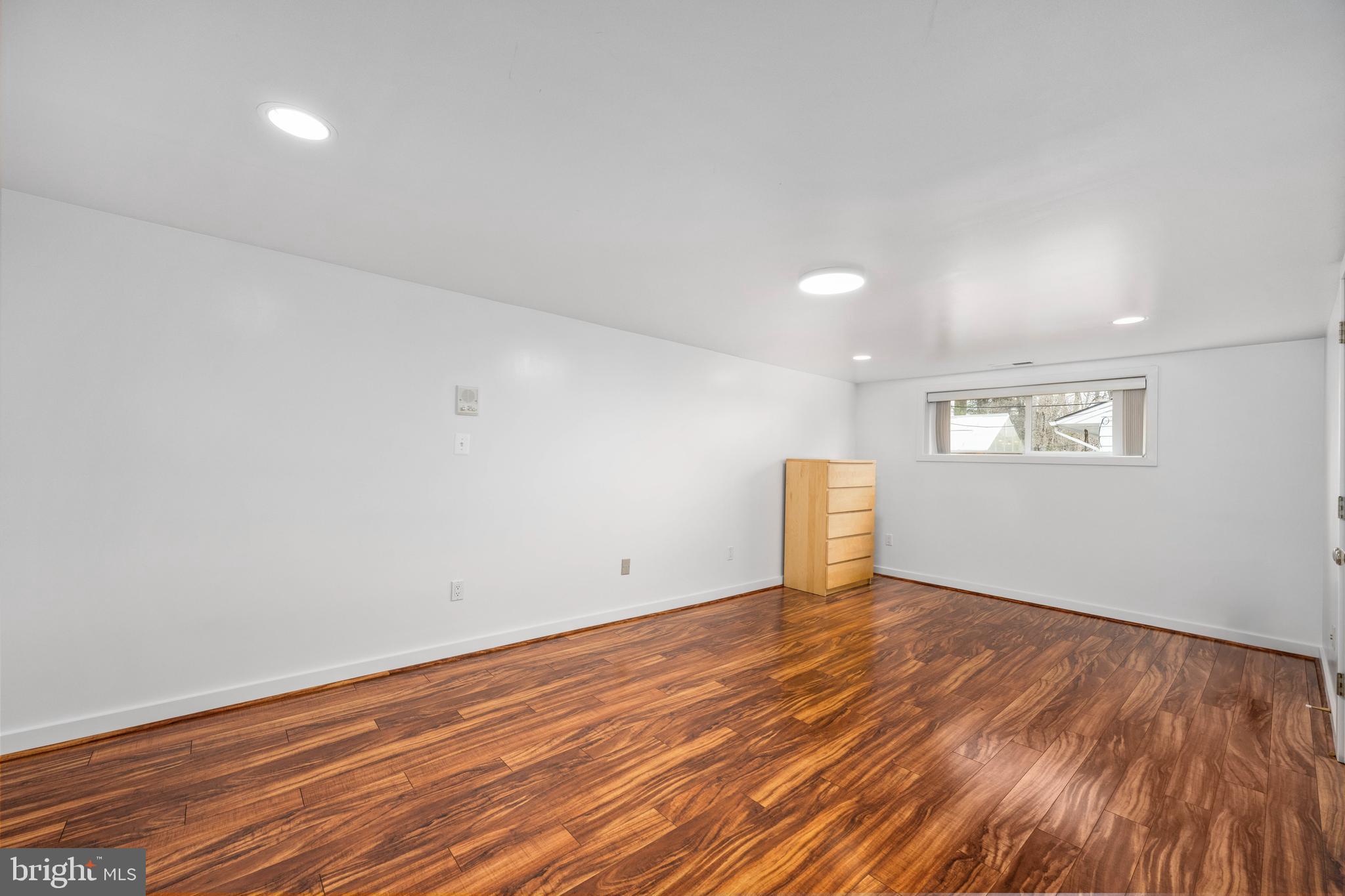 NORTH SPRINGFIELD - Residential