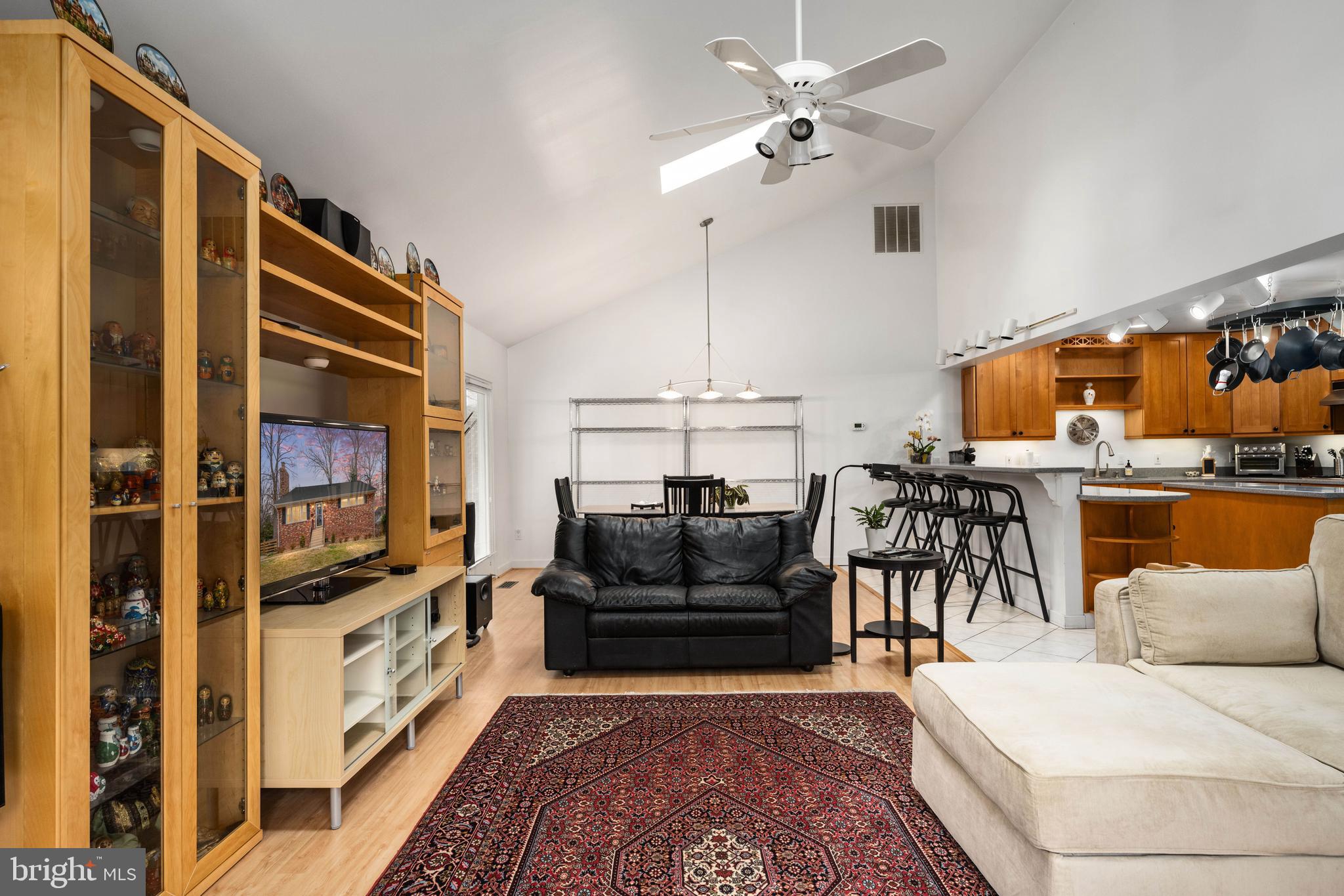 NORTH SPRINGFIELD - Residential