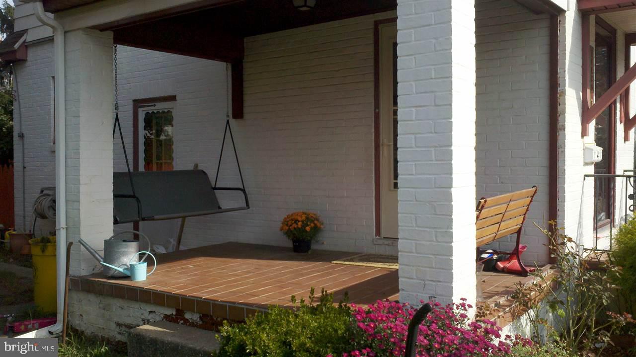 EAST YORK - Residential