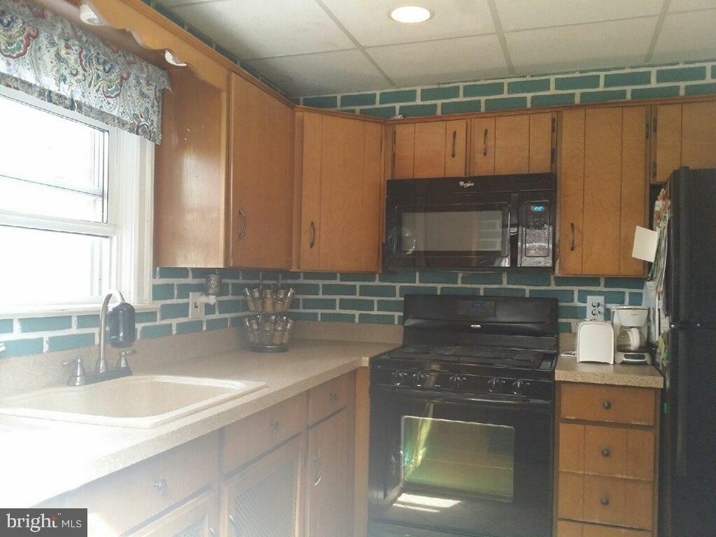EAST YORK - Residential