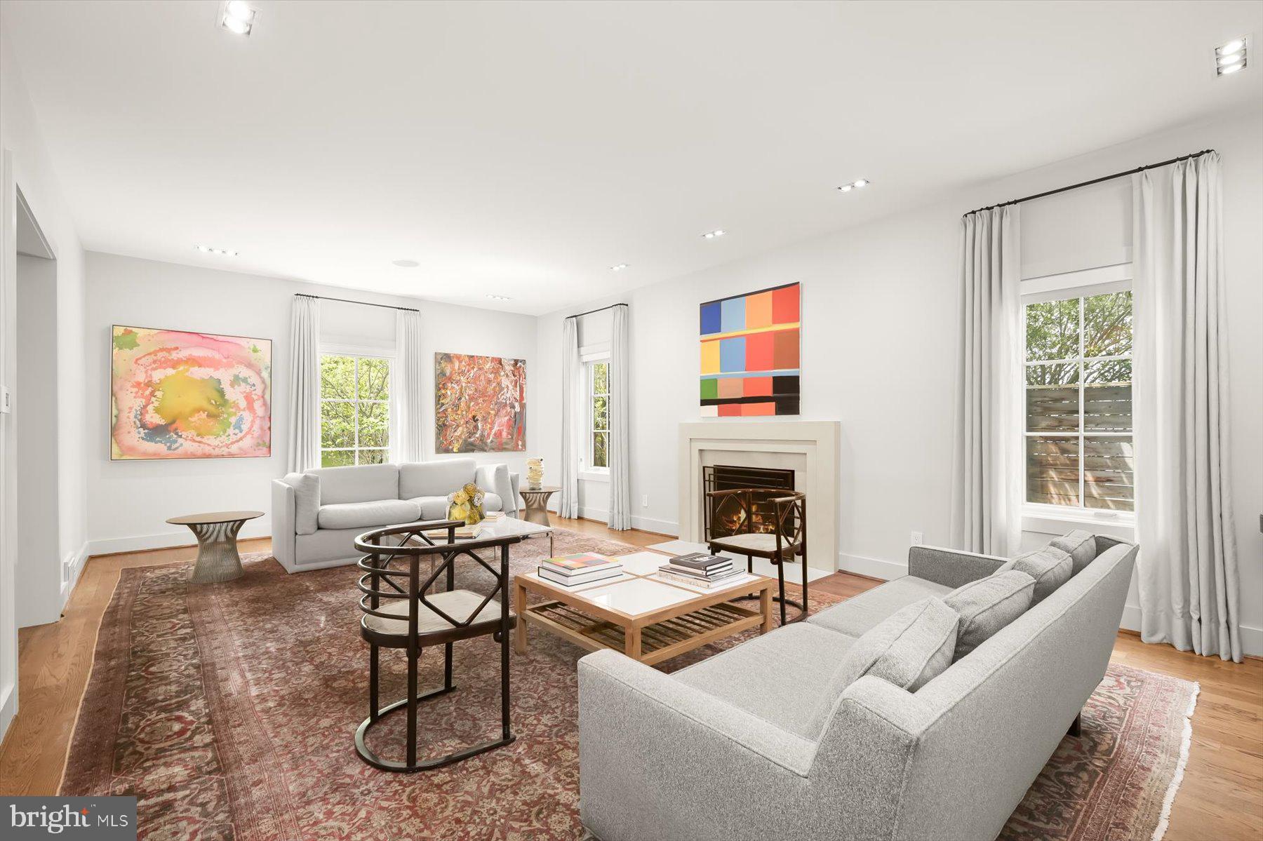 FOREST HILLS - Residential
