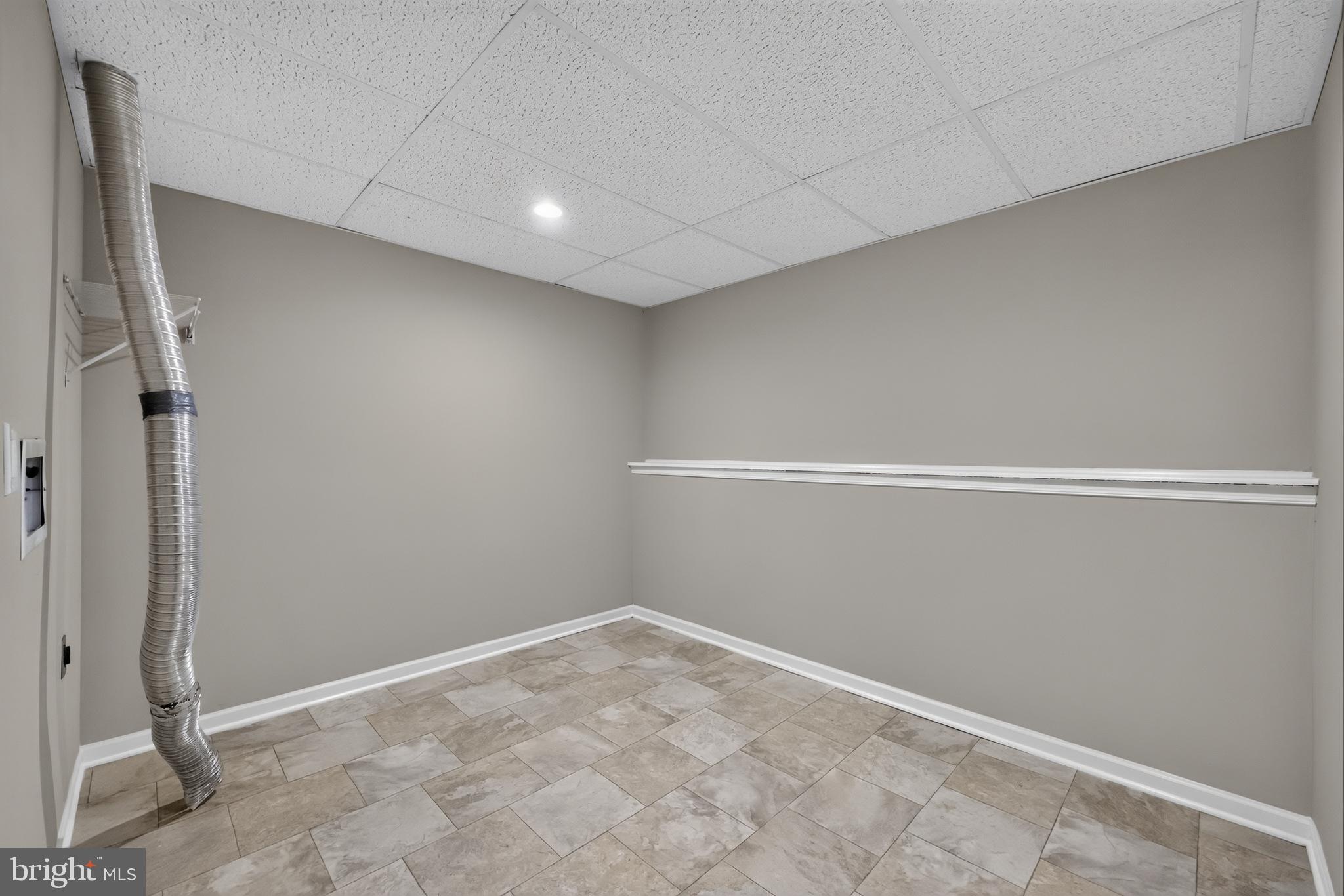 FREEDOM COURT - Residential