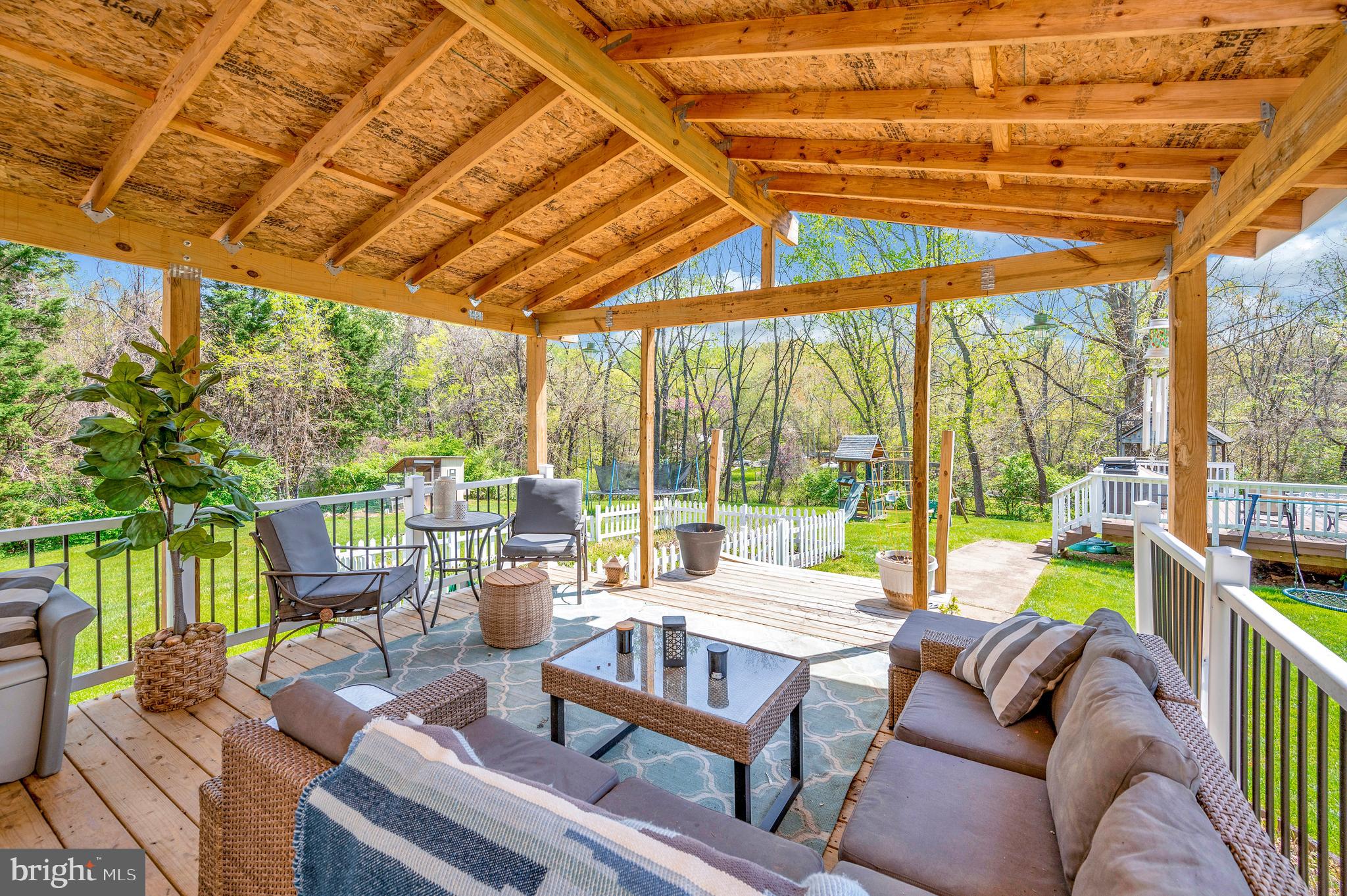 ROSEDALE - Residential