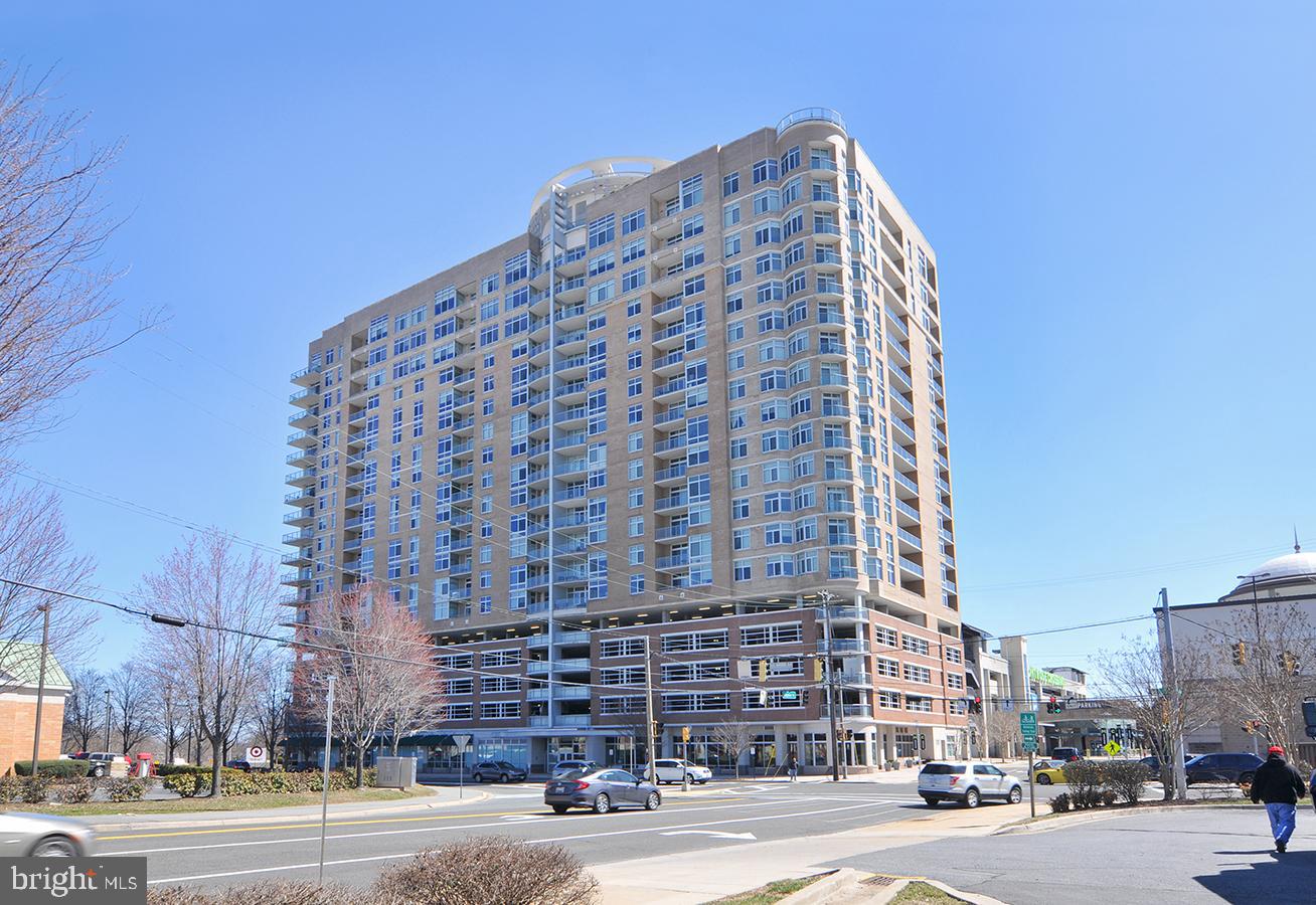 MIDTOWN BETHESDA NORTH - Residential