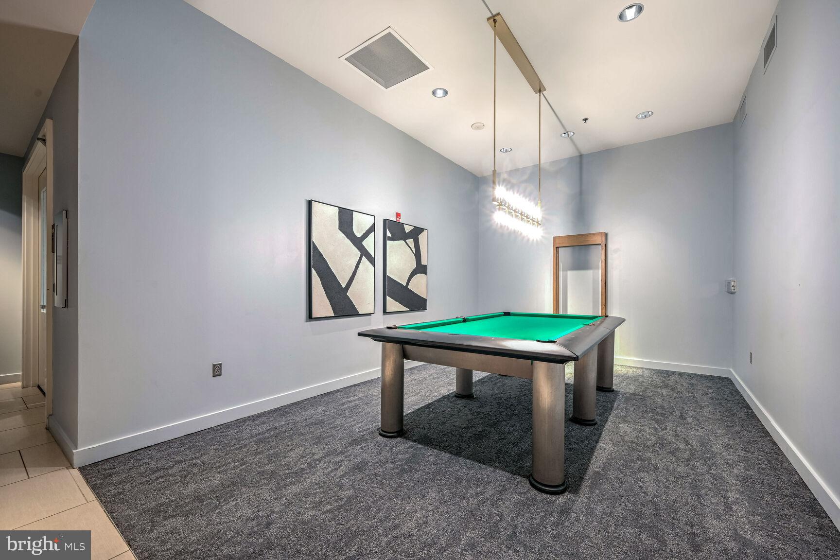 MIDTOWN BETHESDA NORTH - Residential