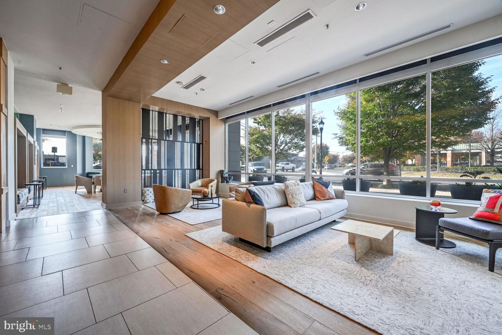 MIDTOWN BETHESDA NORTH - Residential