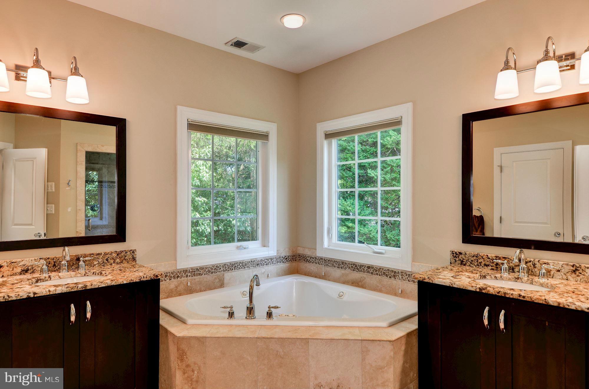 BROYHILL HILLS - Residential
