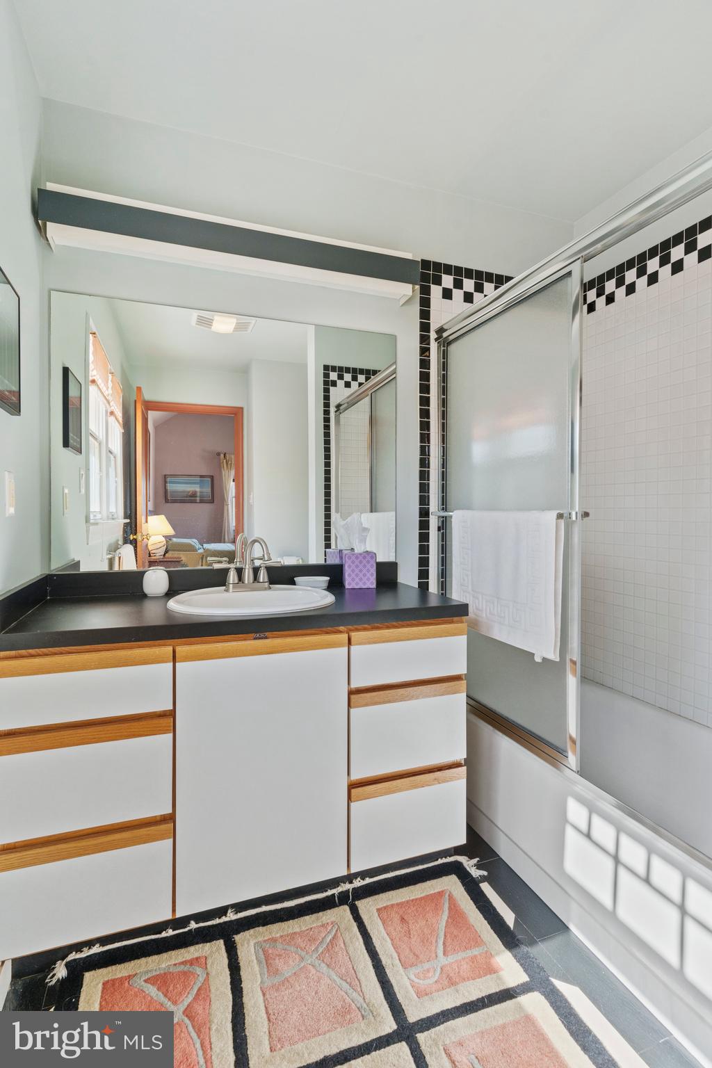 WEST MC LEAN - Residential