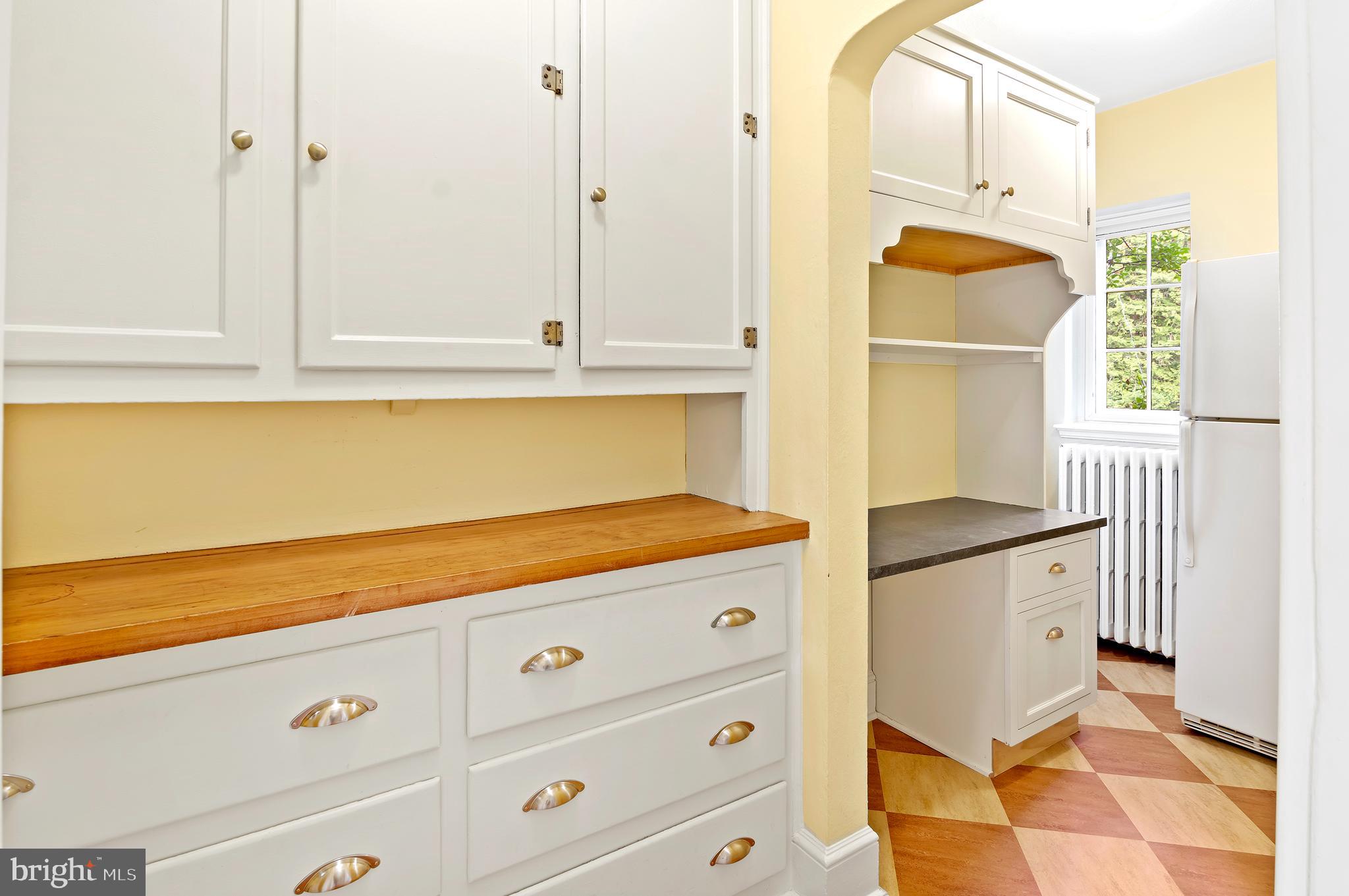 DUMBARTON - Residential Lease