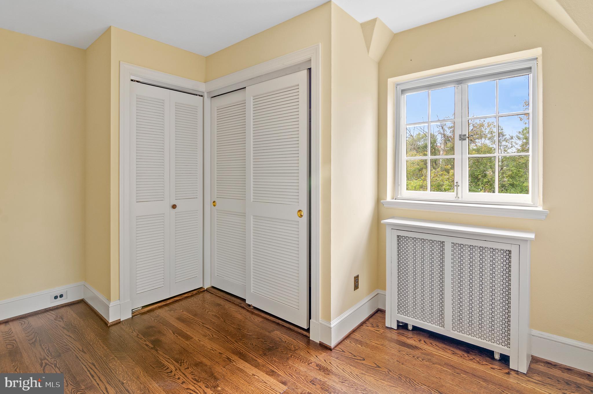 DUMBARTON - Residential Lease