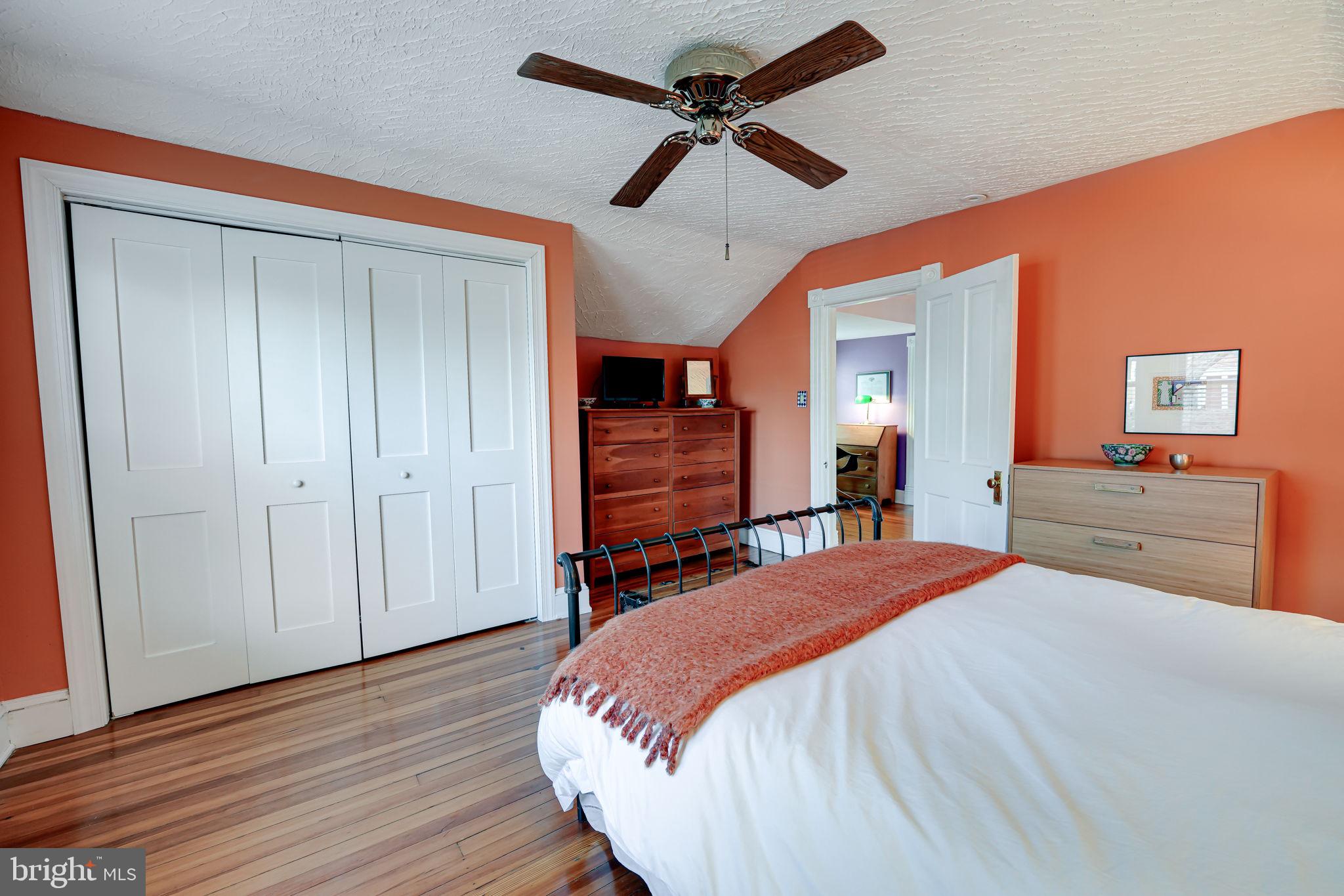 BARCROFT - Residential