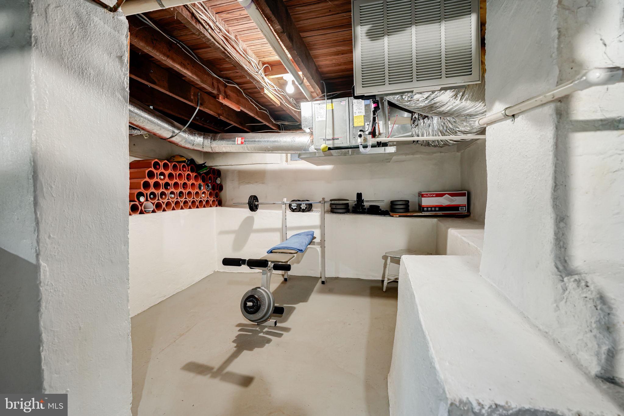 BARCROFT - Residential