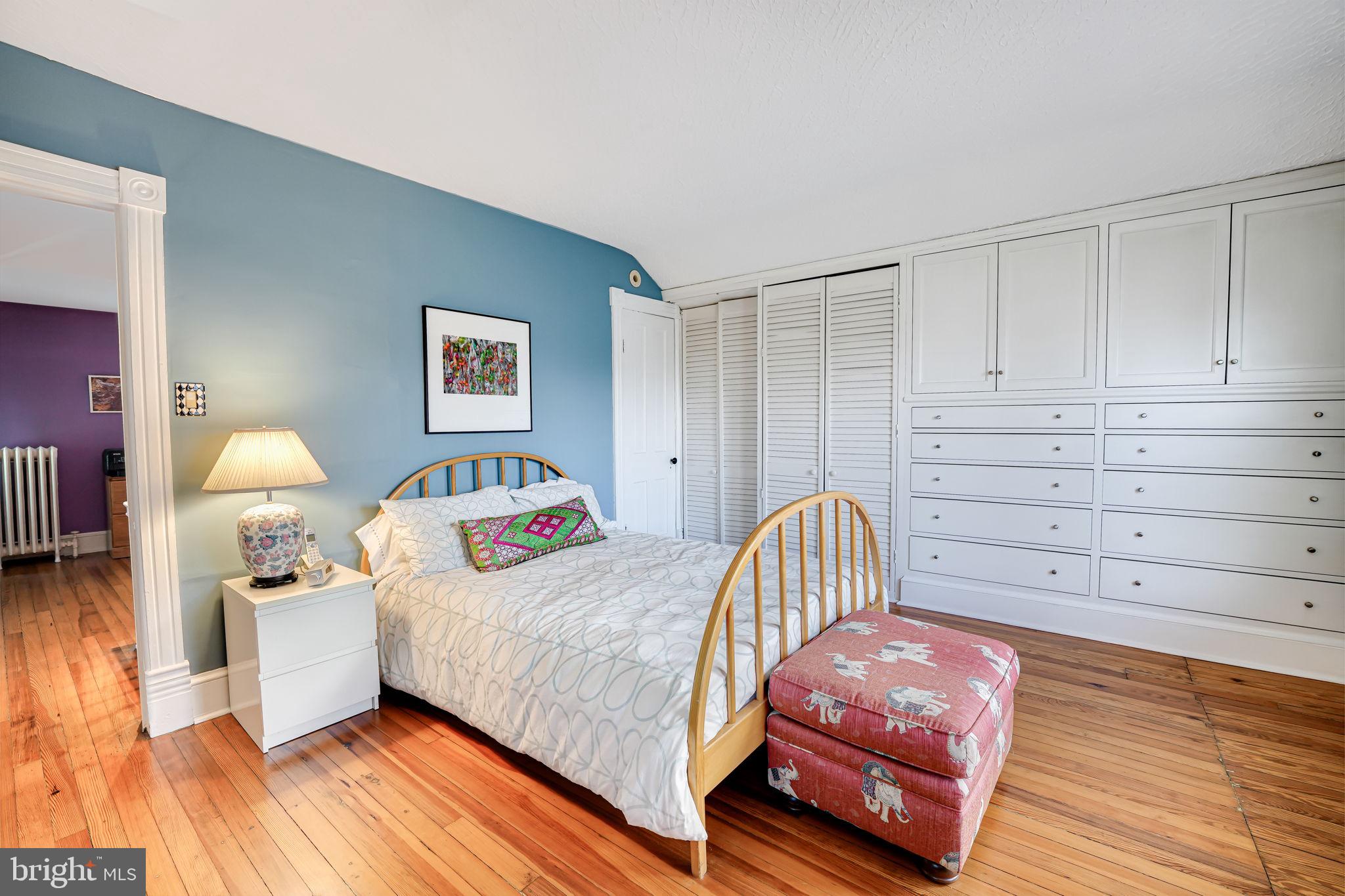 BARCROFT - Residential