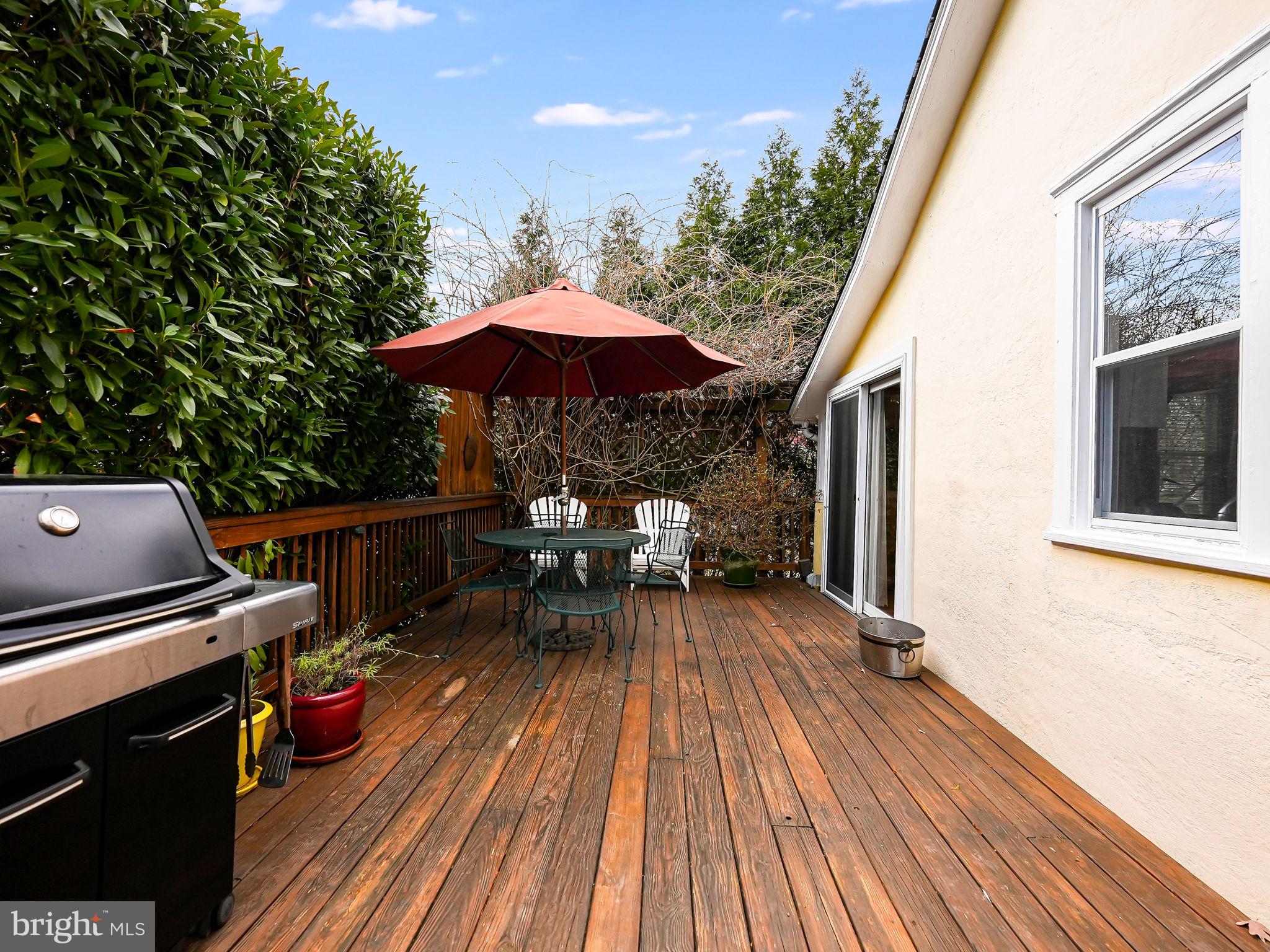 BARCROFT - Residential