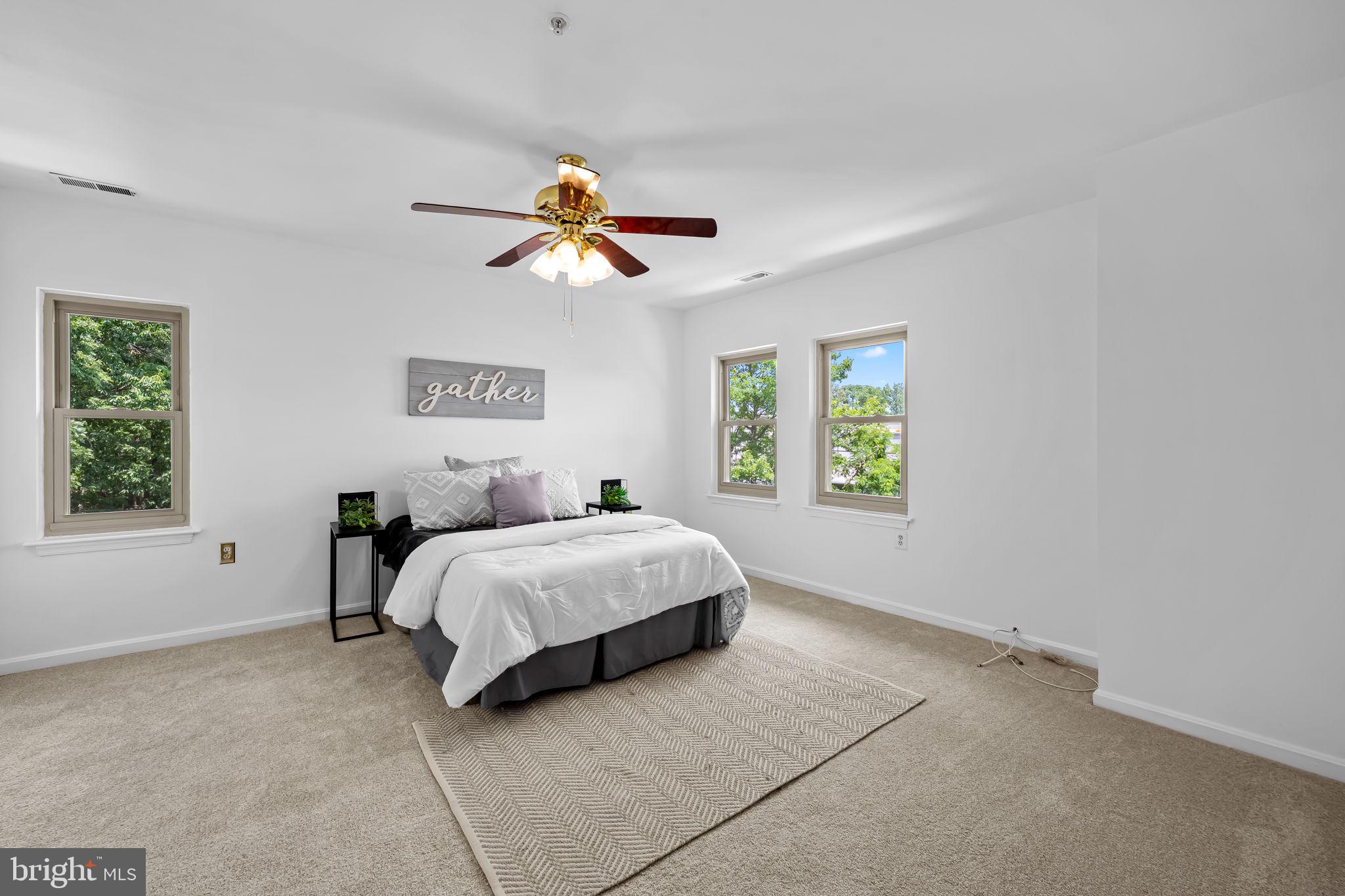 SILVER RIDGE - Residential