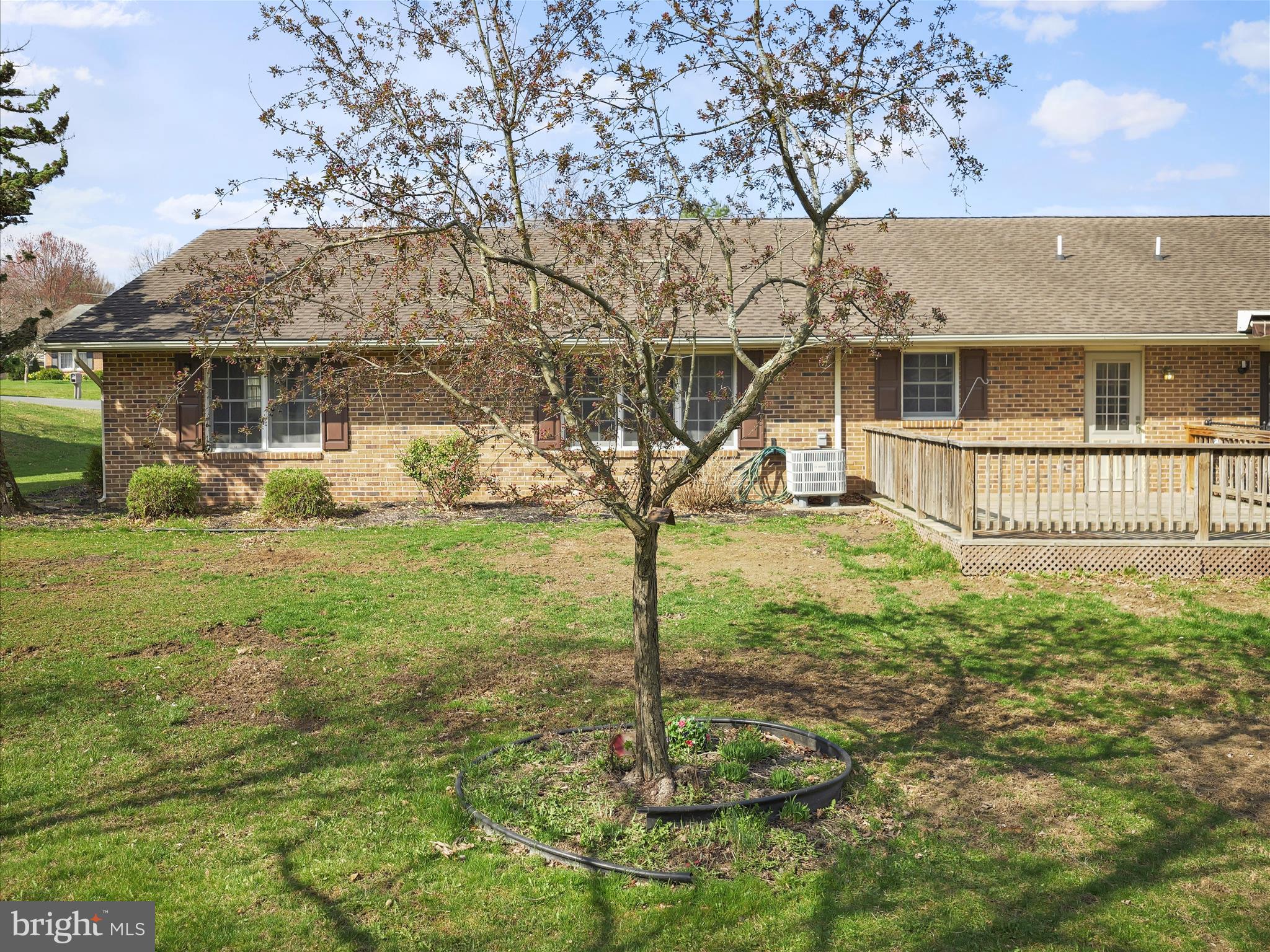 WOODCREST - Residential Lease