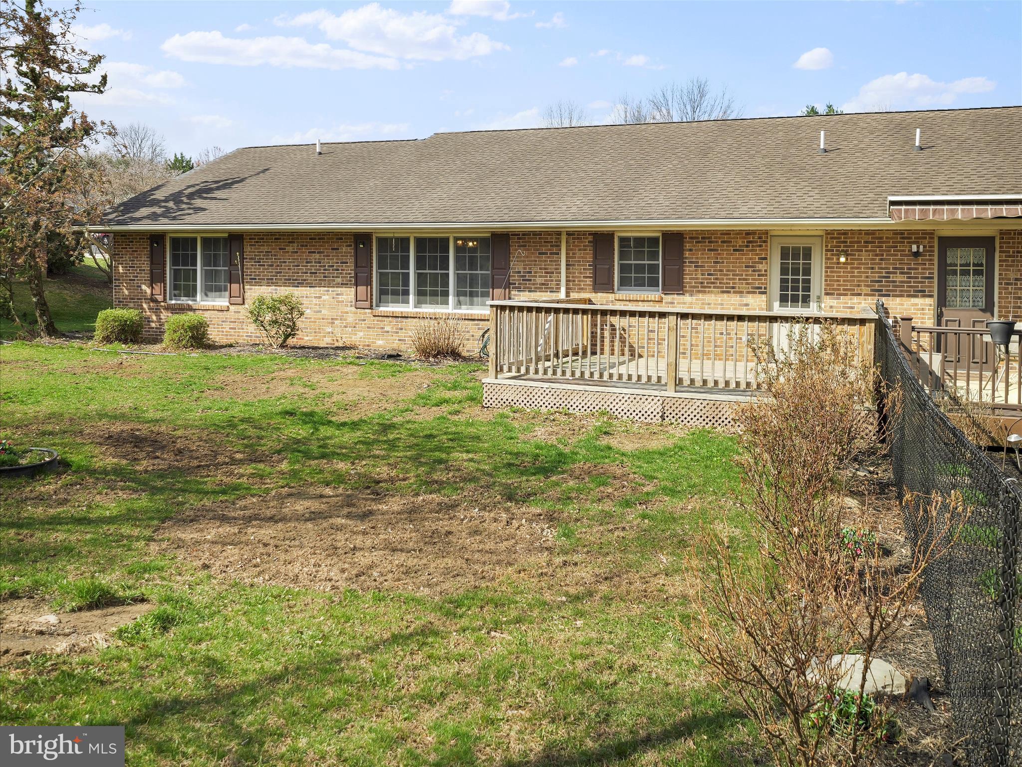 WOODCREST - Residential Lease