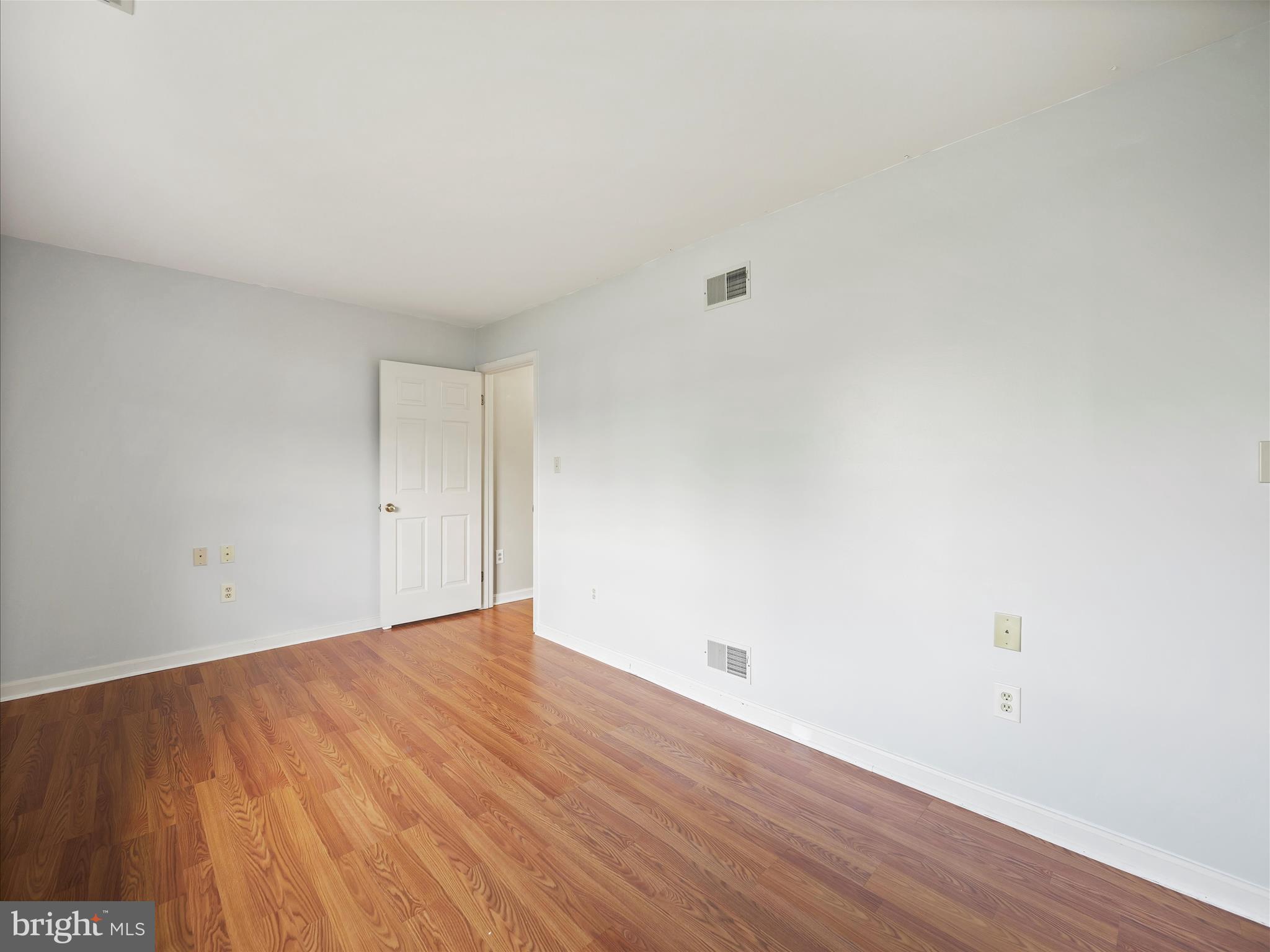 WOODCREST - Residential Lease