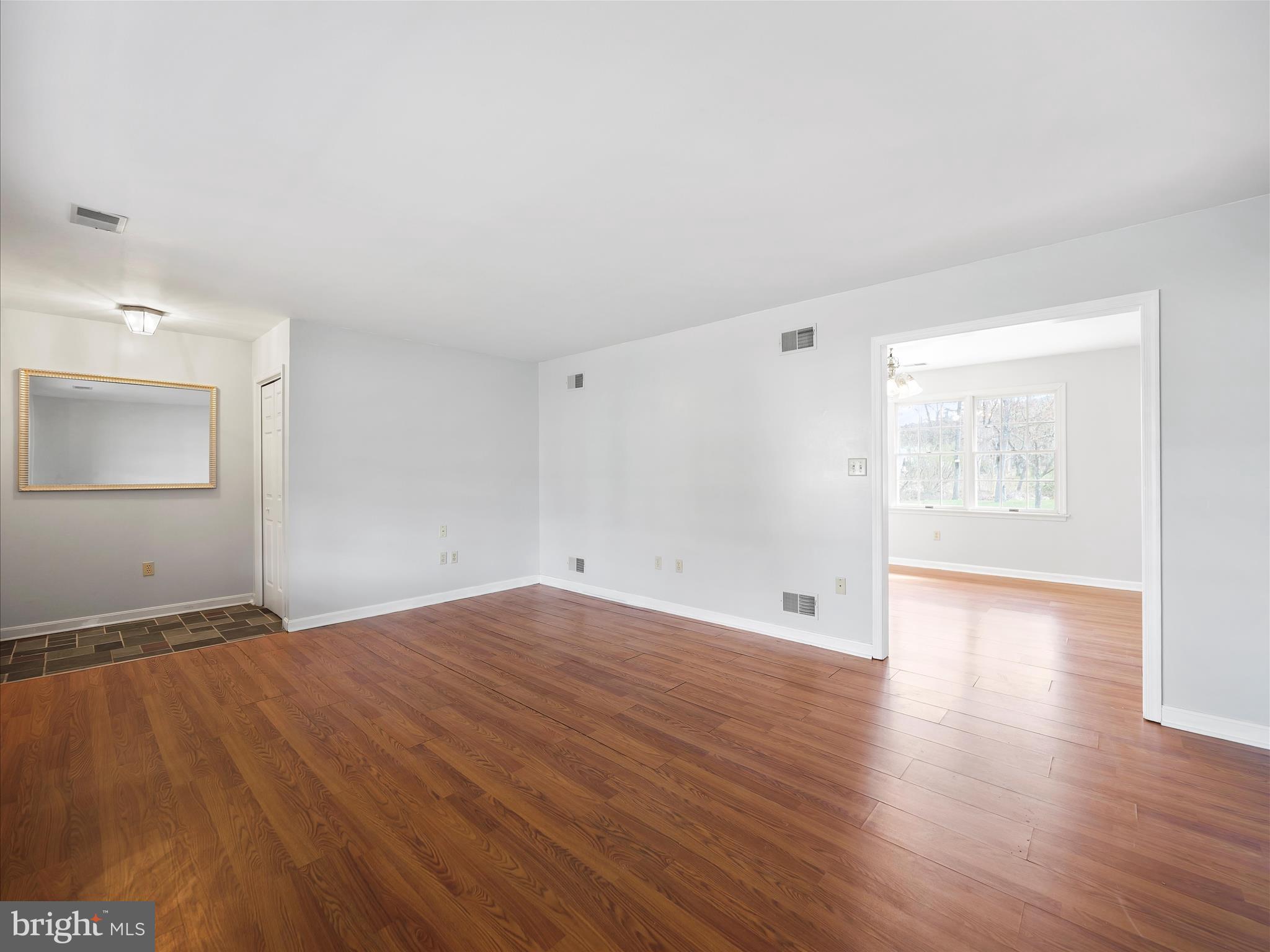 WOODCREST - Residential Lease