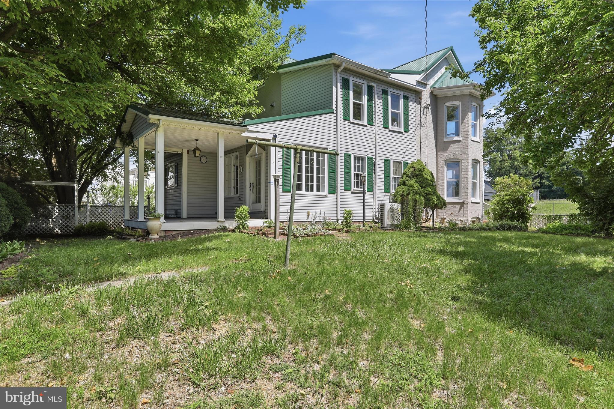 HAGERSTOWN - Residential