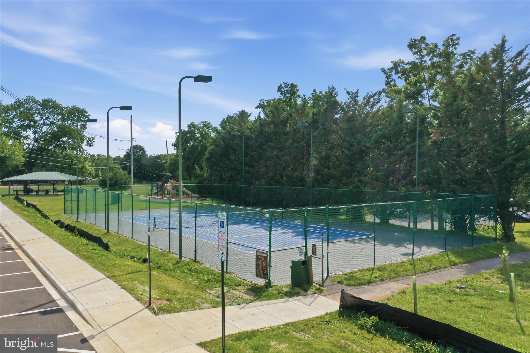 HAGERSTOWN - Residential