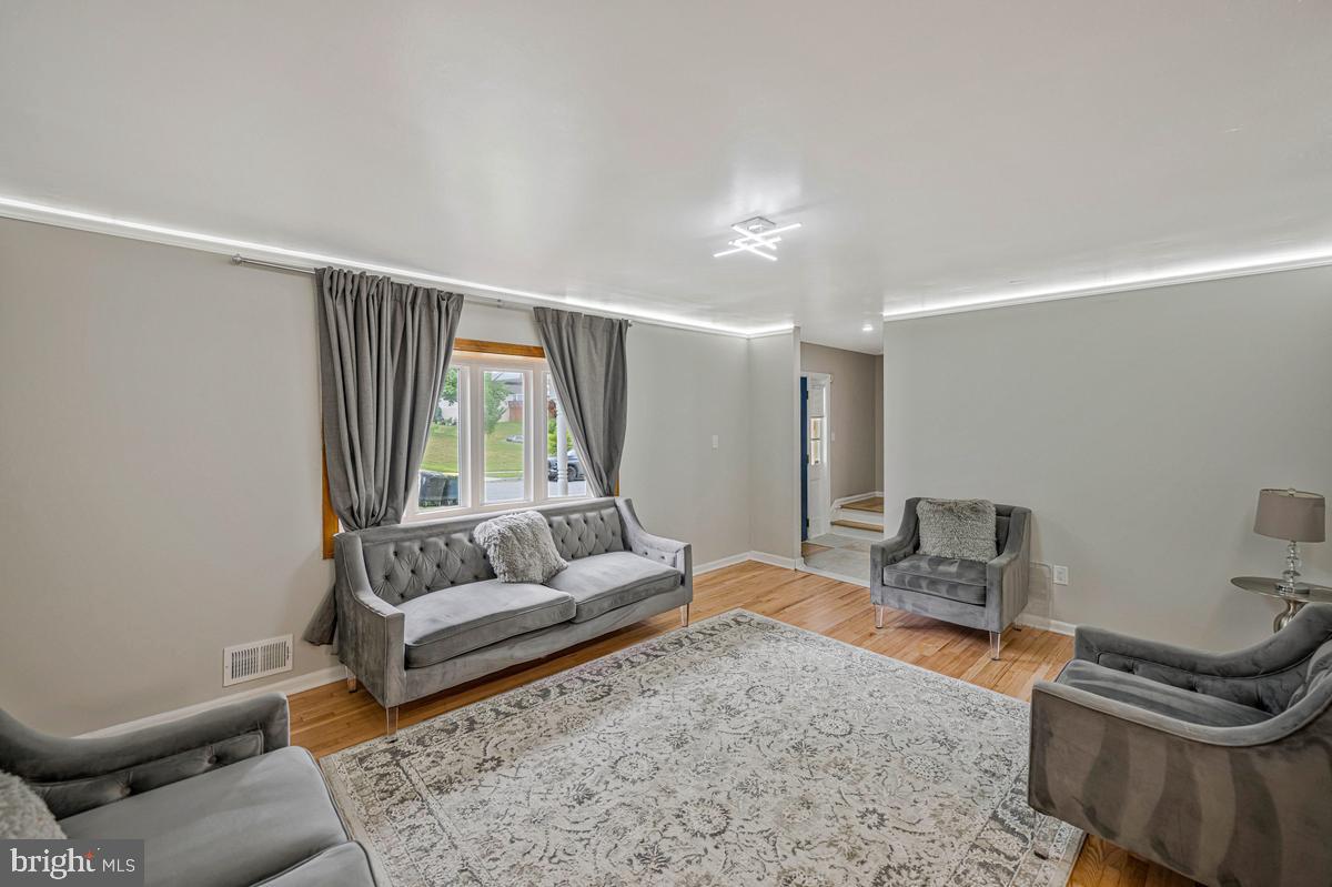 ROSEDALE ESTATES - Residential