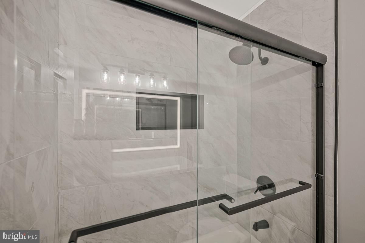 ROSEDALE ESTATES - Residential