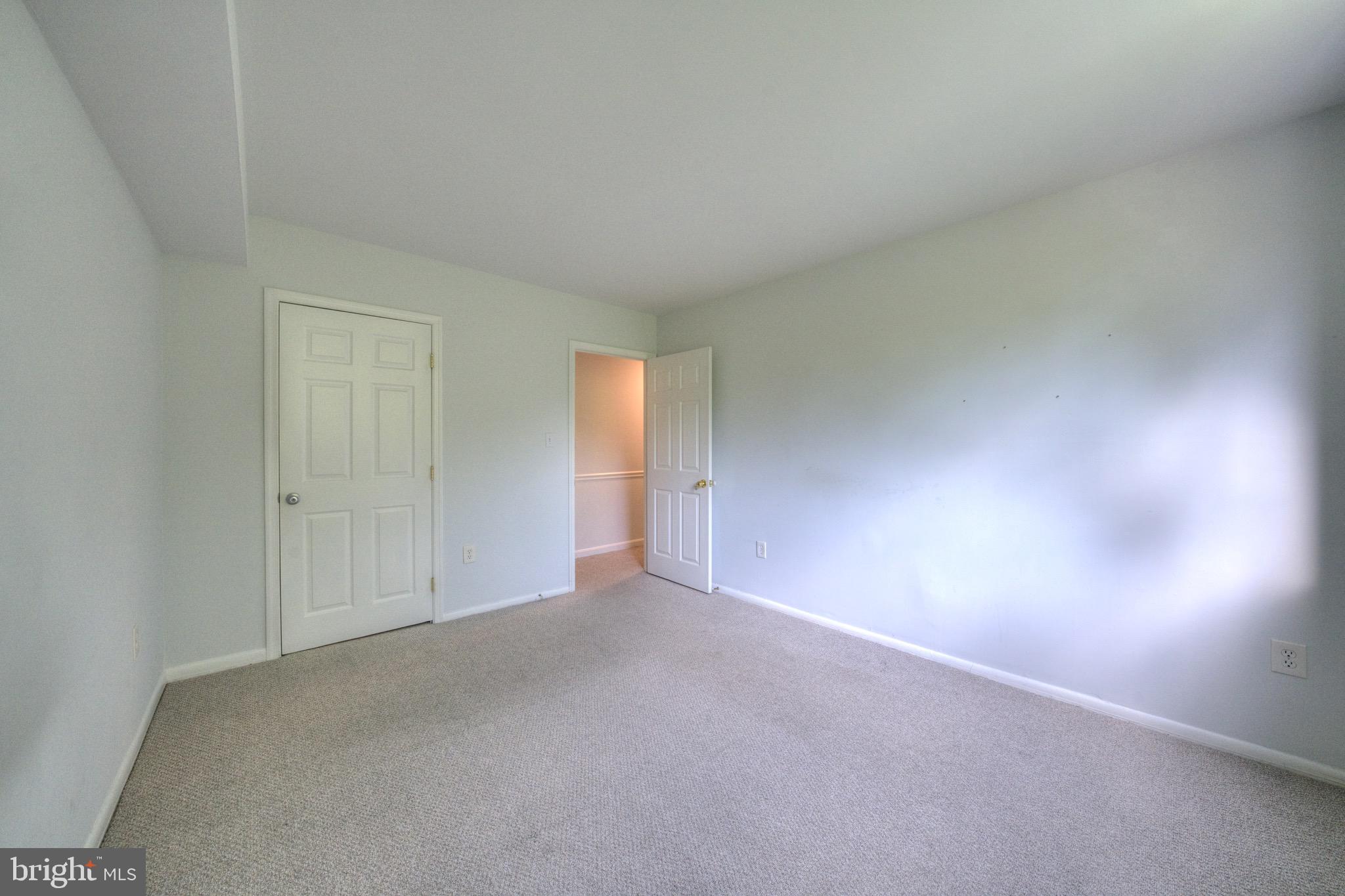 FAIRFAX WEST - Residential