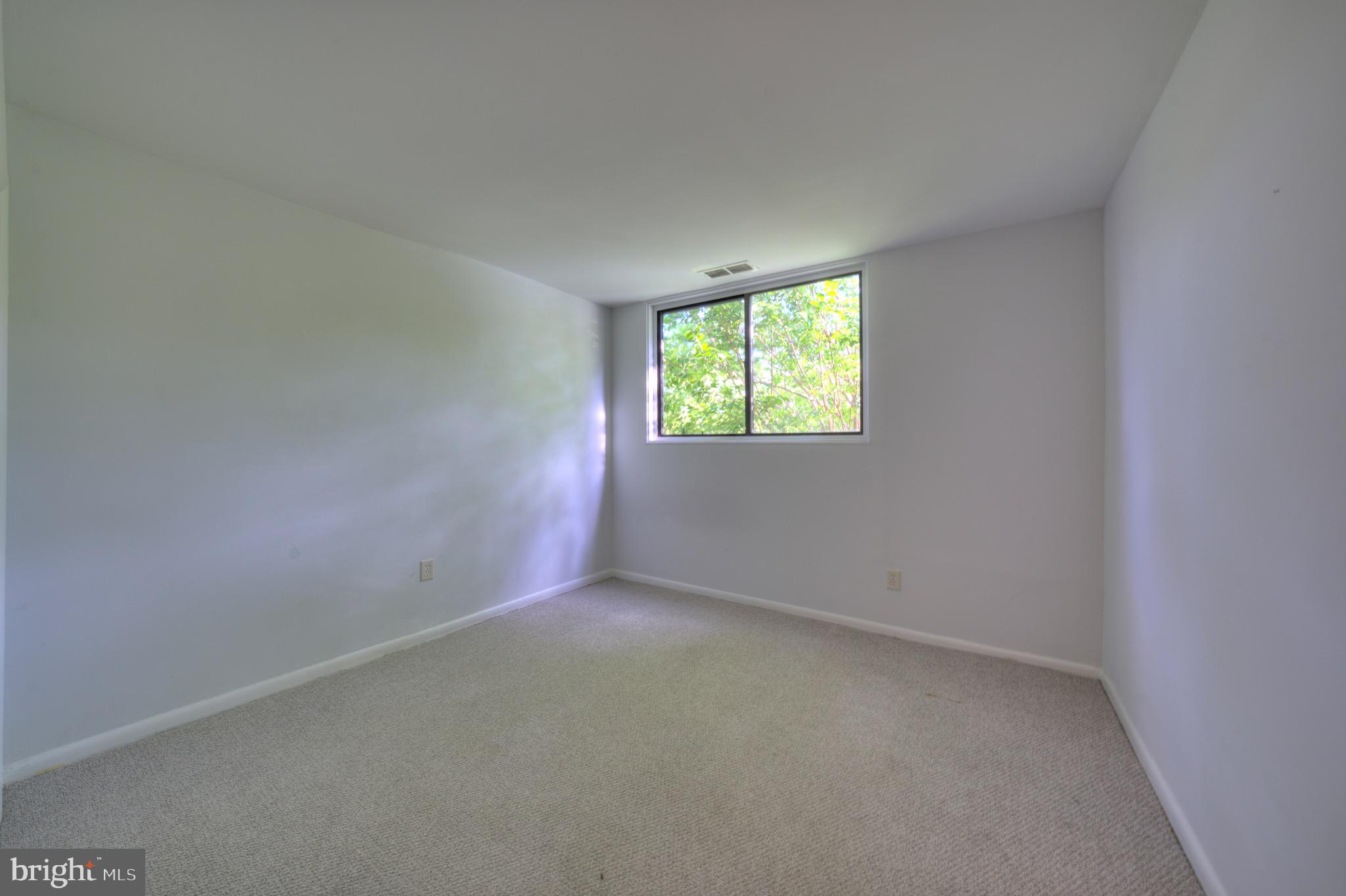 FAIRFAX WEST - Residential