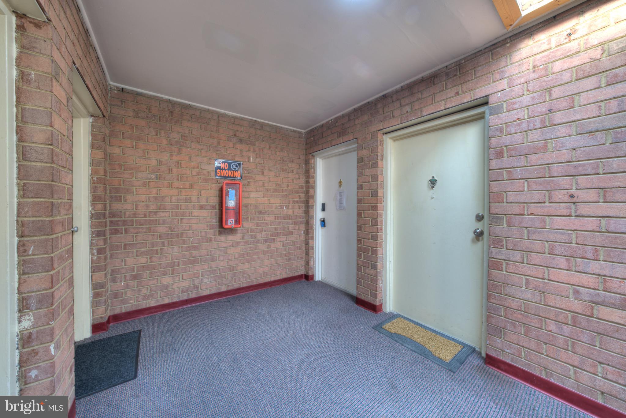 FAIRFAX WEST - Residential