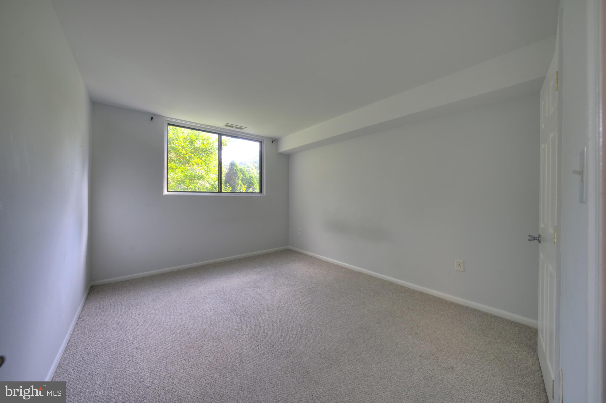 FAIRFAX WEST - Residential