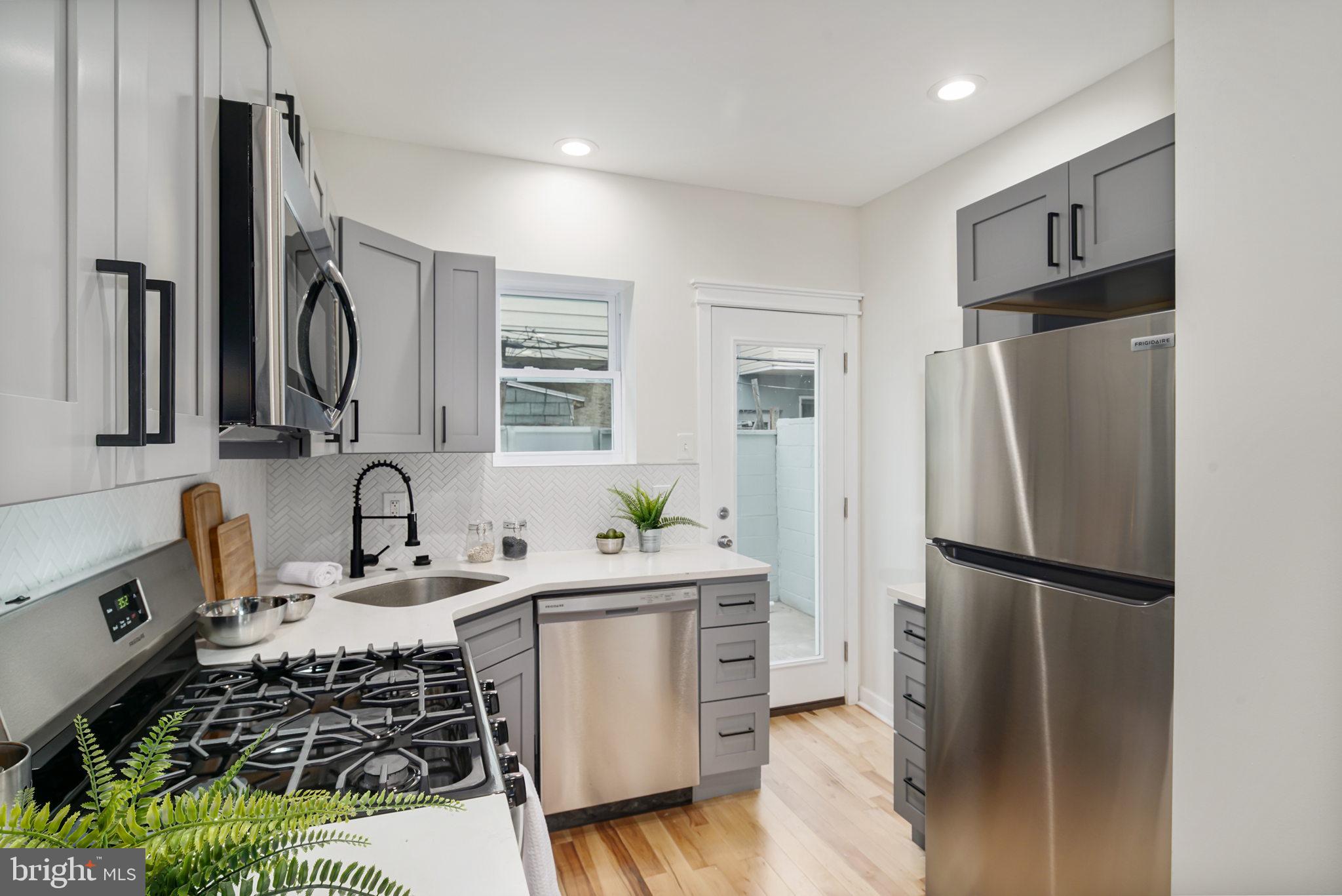 WHITMAN - Residential