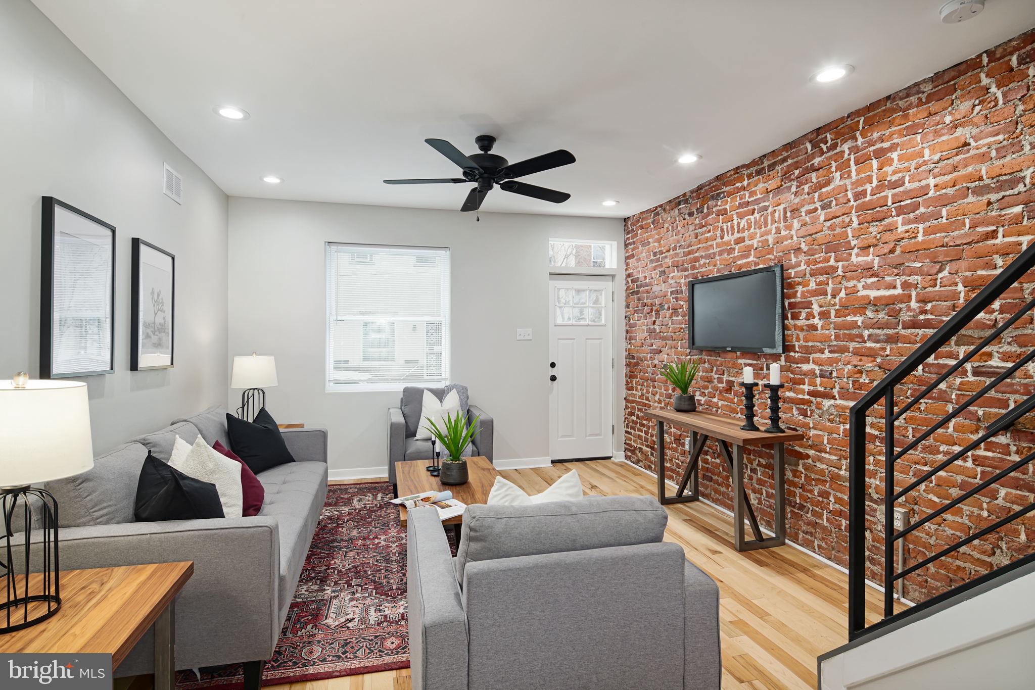 WHITMAN - Residential