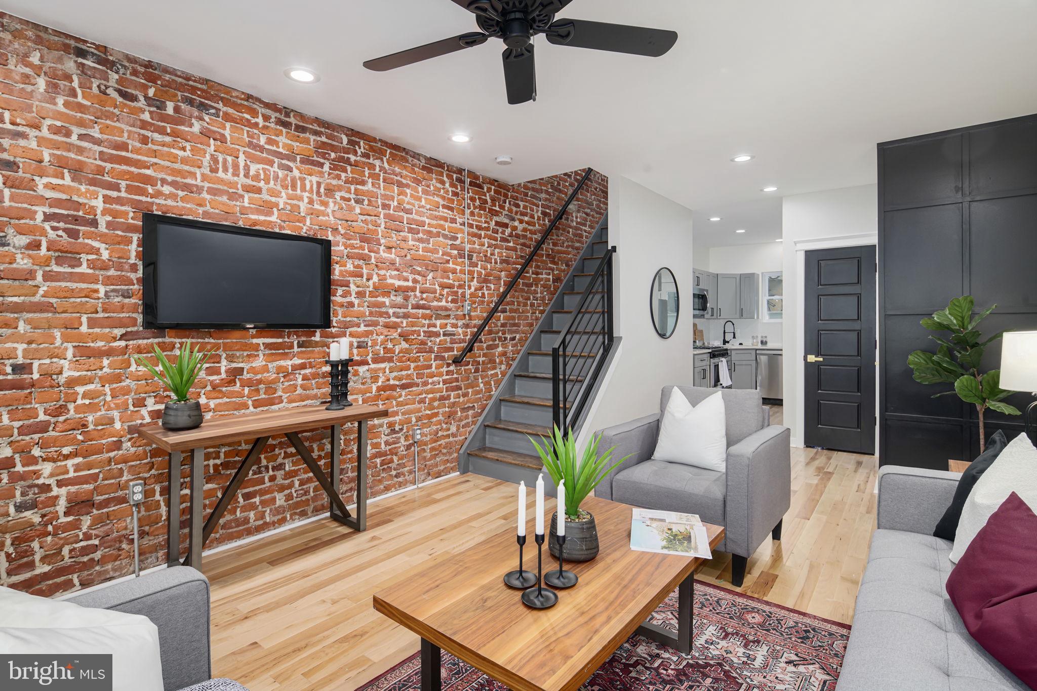 WHITMAN - Residential