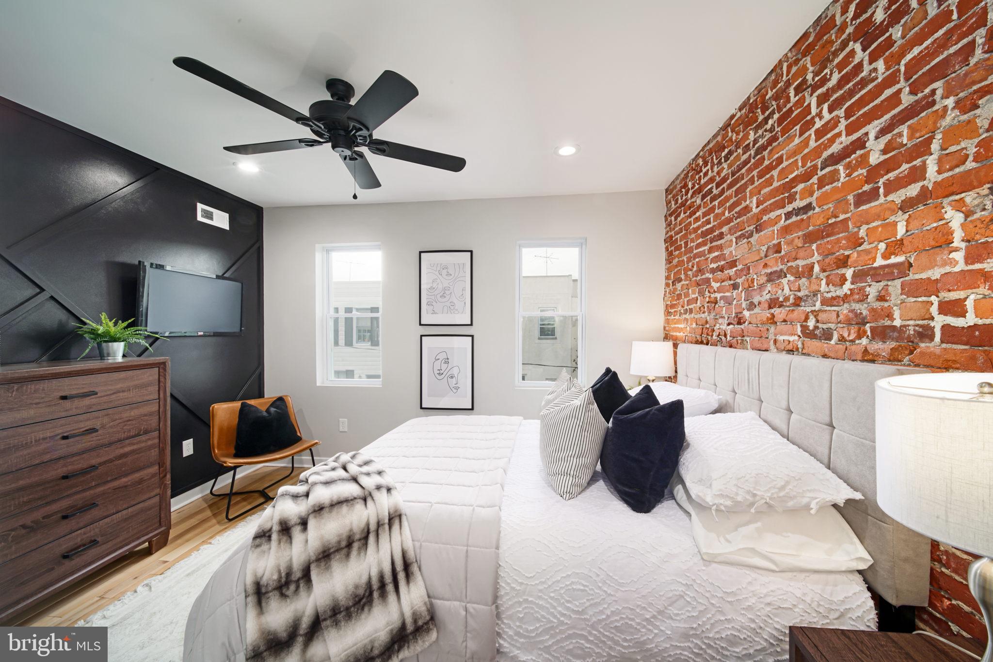 WHITMAN - Residential