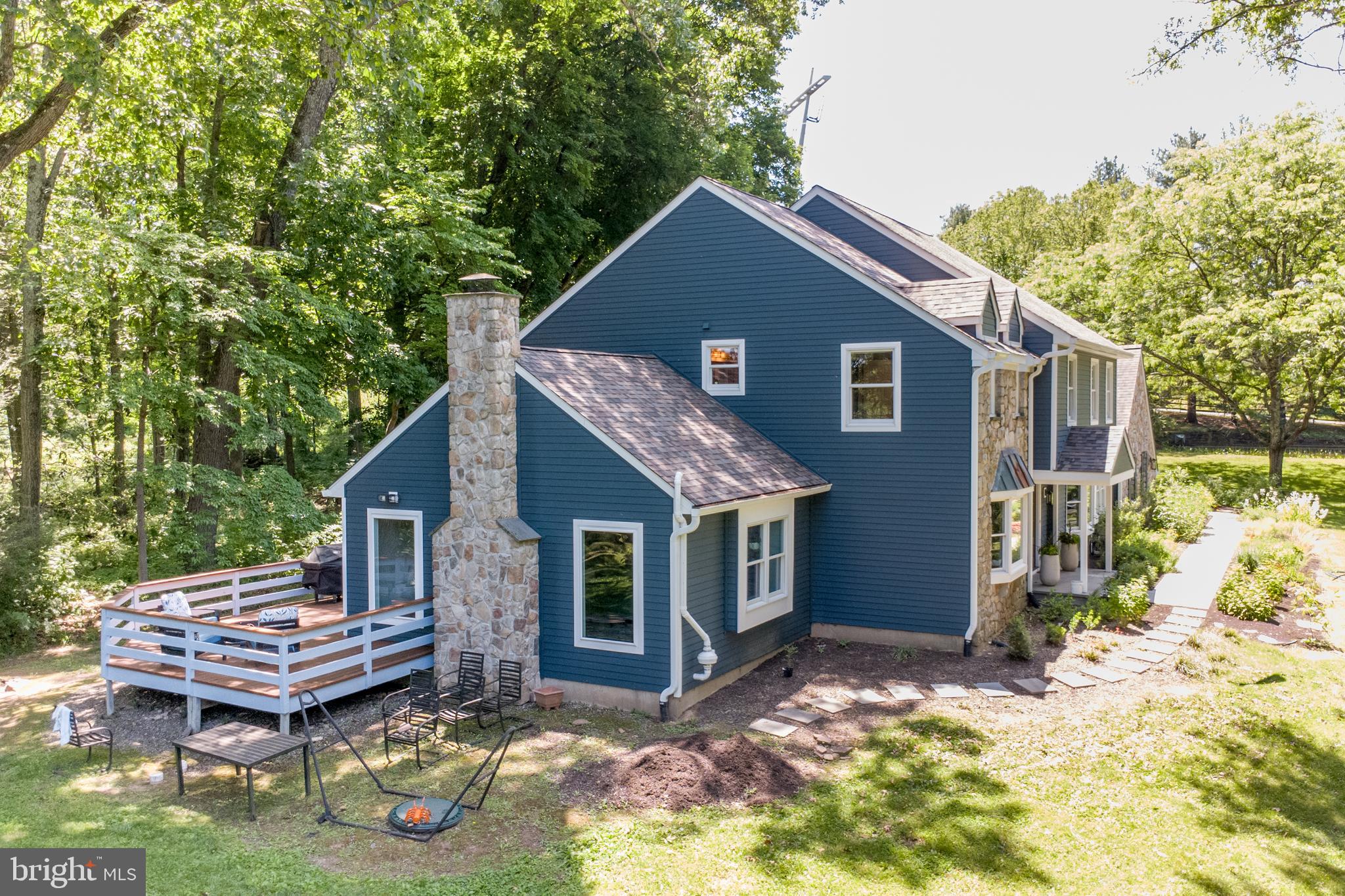 SOLEBURY FARMS EST - Residential