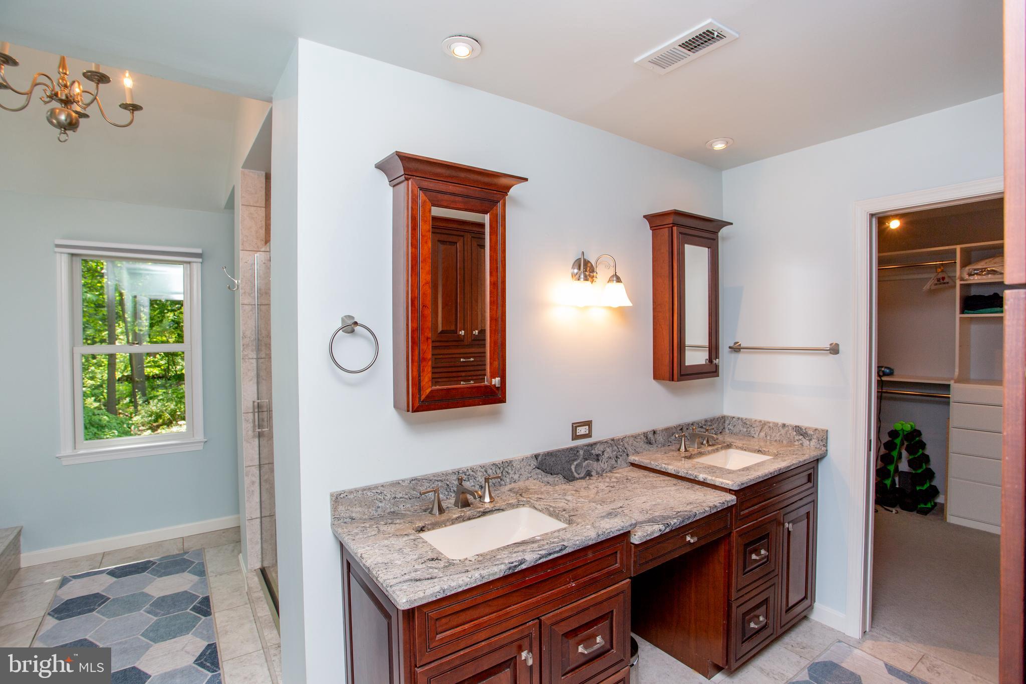 SOLEBURY FARMS EST - Residential