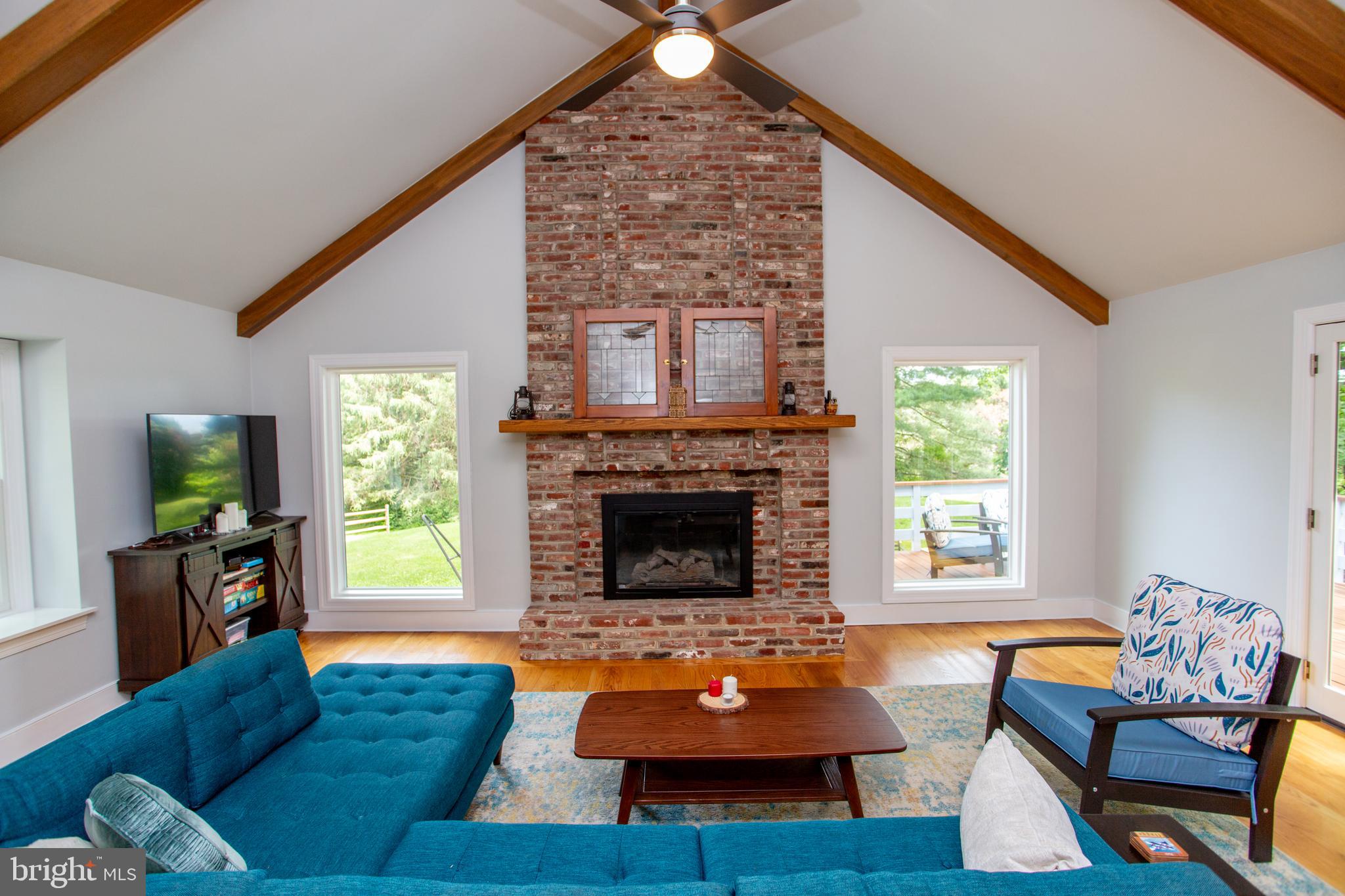 SOLEBURY FARMS EST - Residential