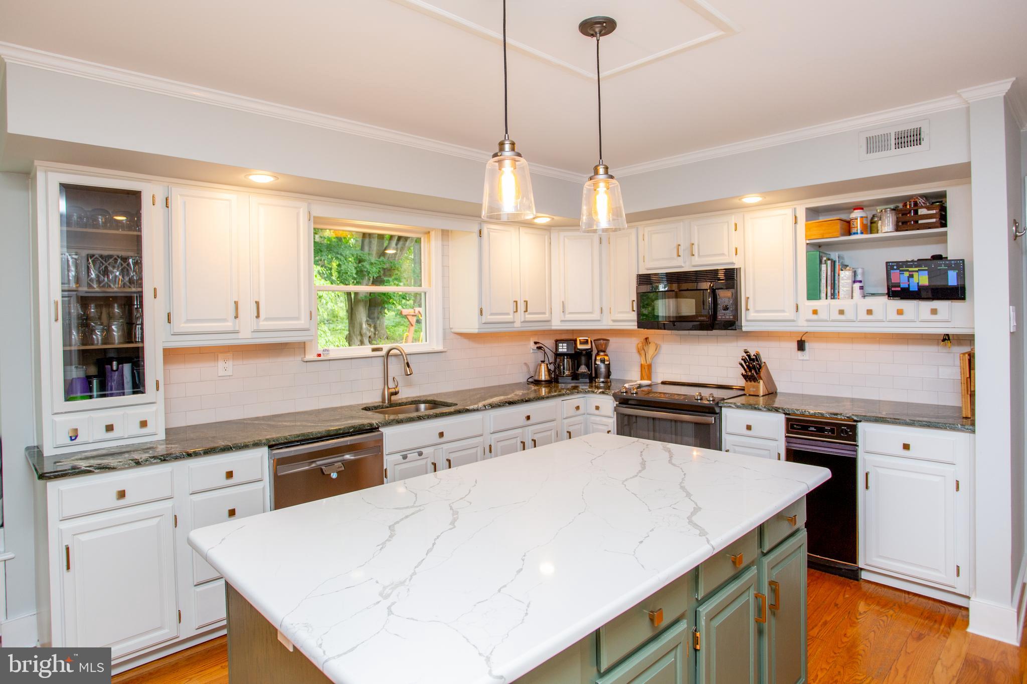 SOLEBURY FARMS EST - Residential
