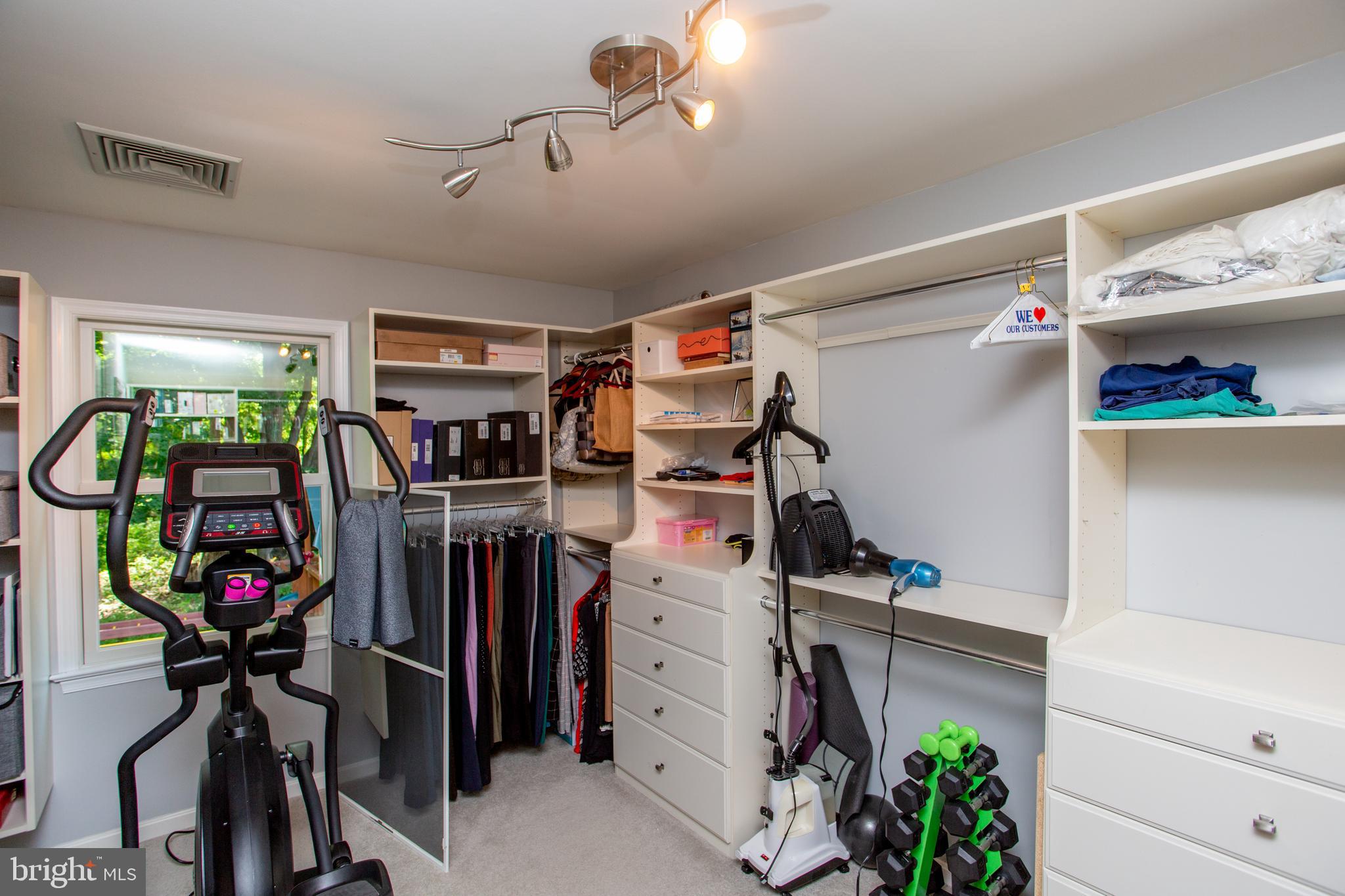 SOLEBURY FARMS EST - Residential