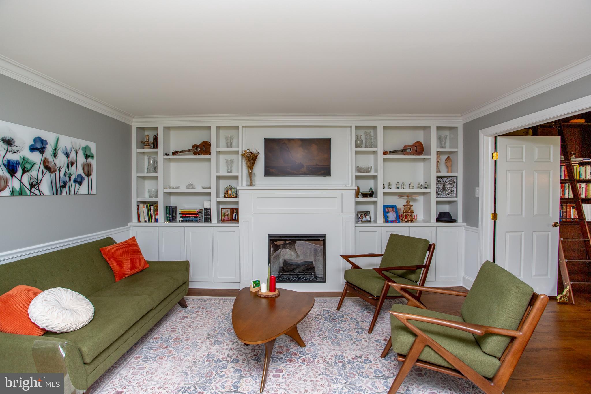 SOLEBURY FARMS EST - Residential