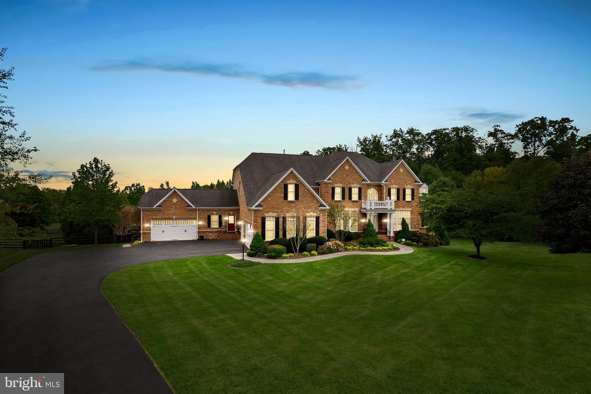 LONG ACRES - Residential