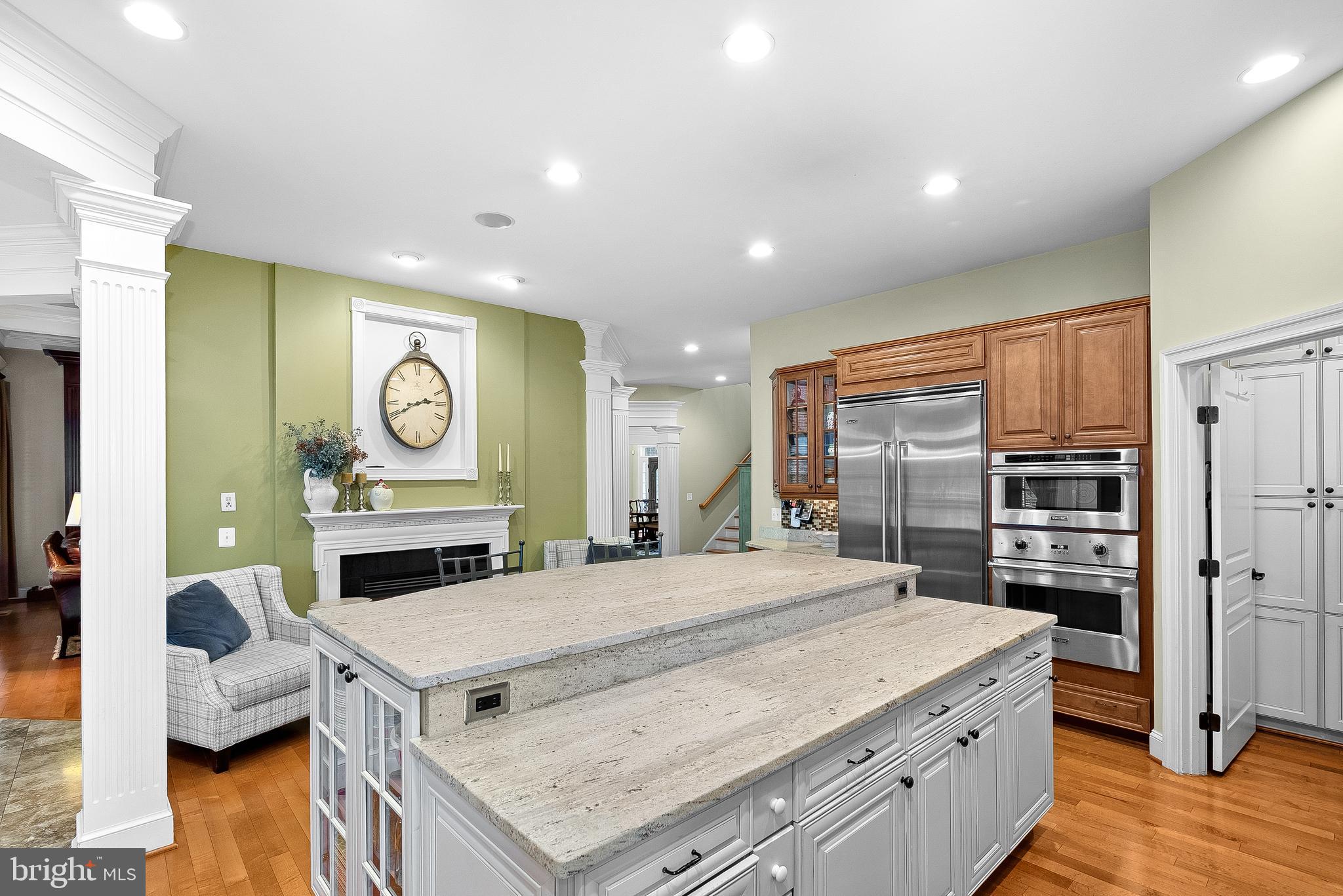 LONG ACRES - Residential