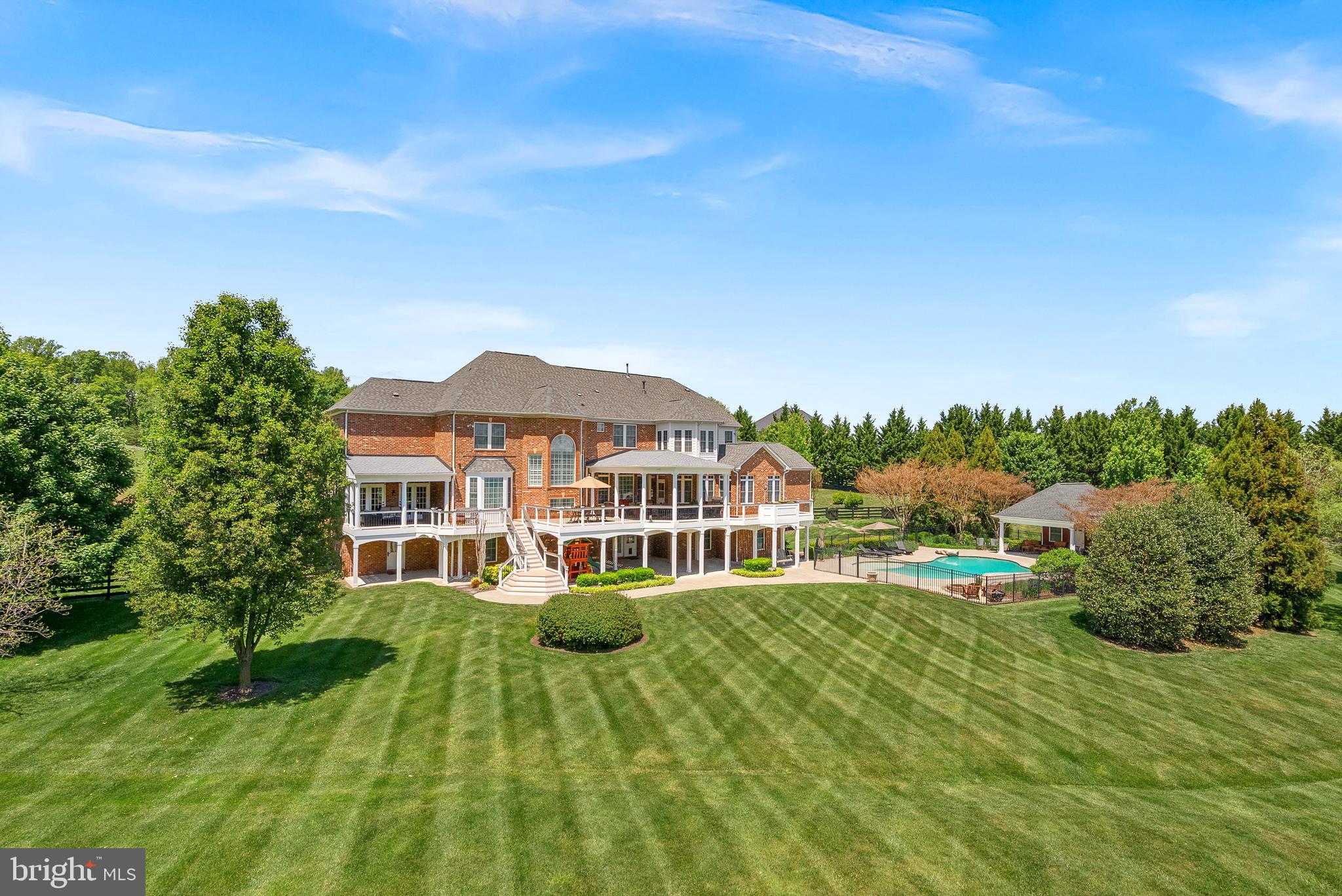 LONG ACRES - Residential