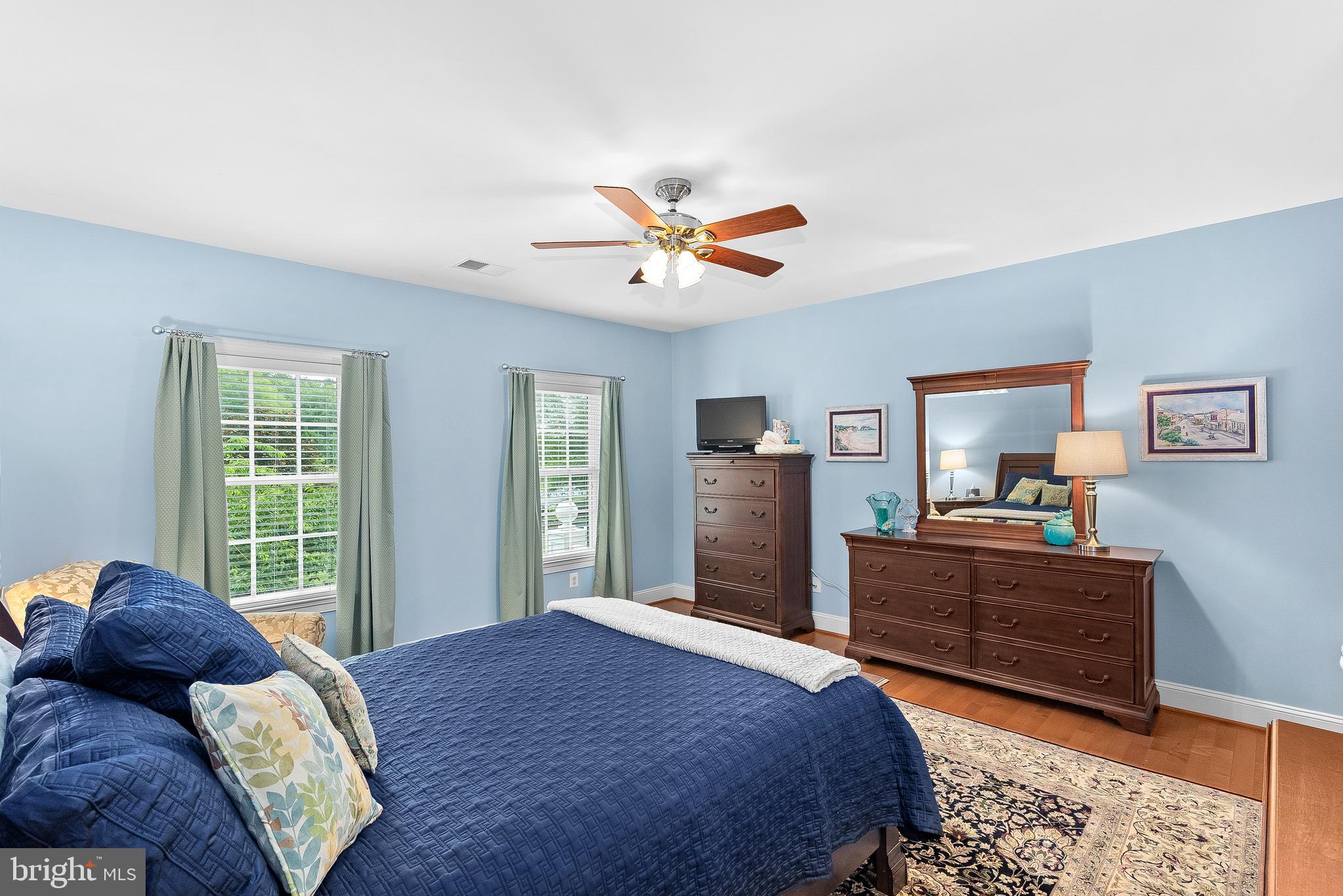 LONG ACRES - Residential