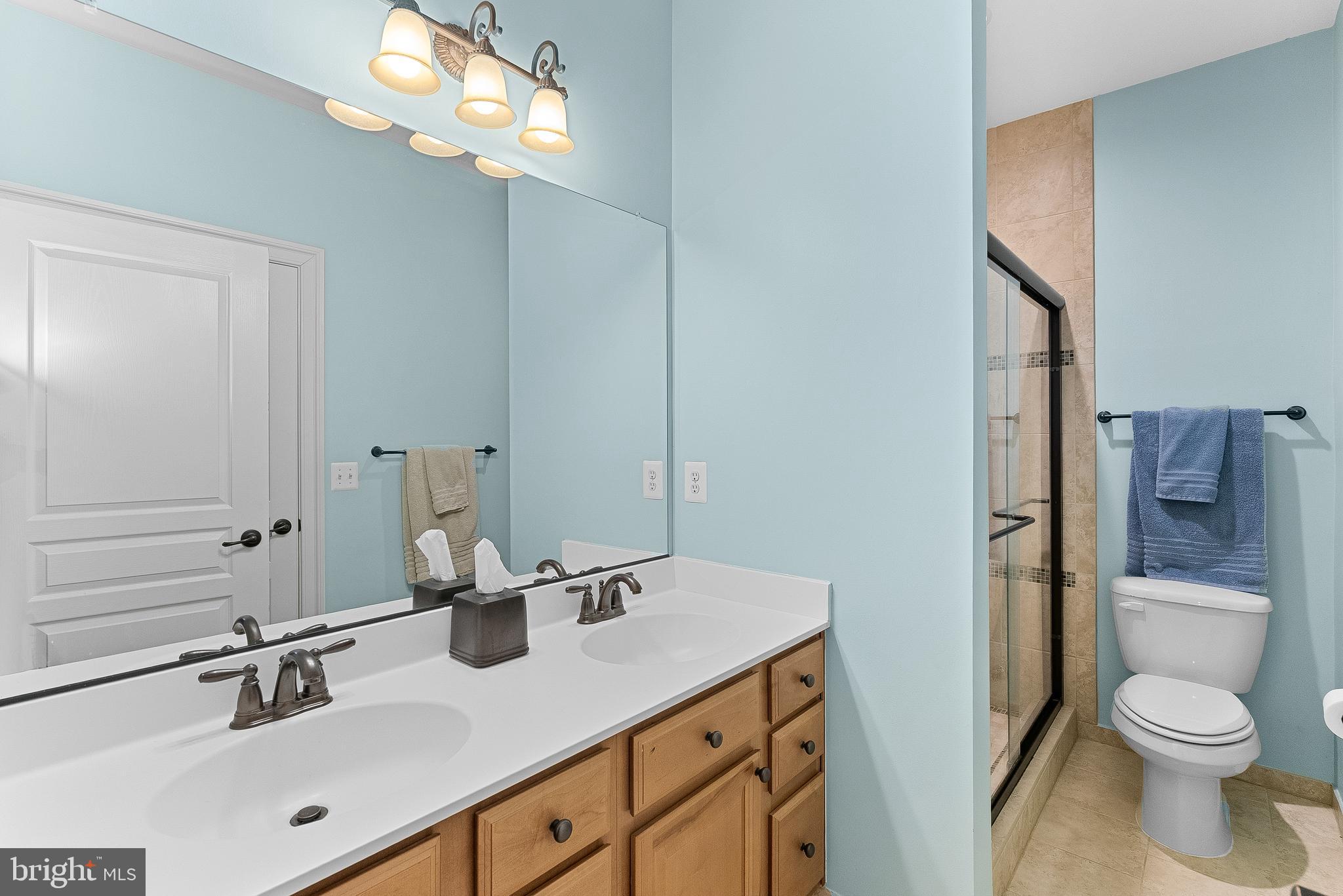 LONG ACRES - Residential