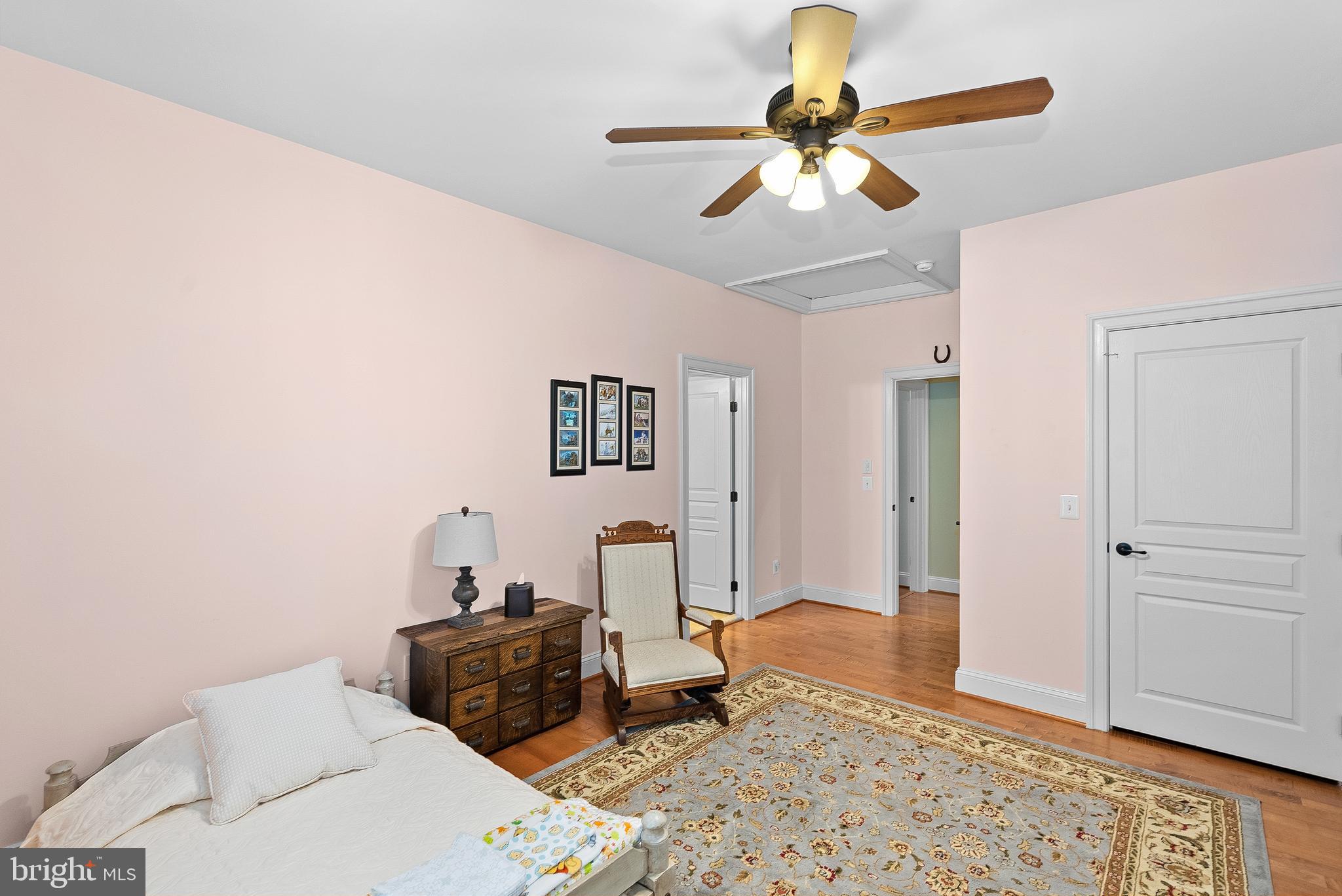 LONG ACRES - Residential