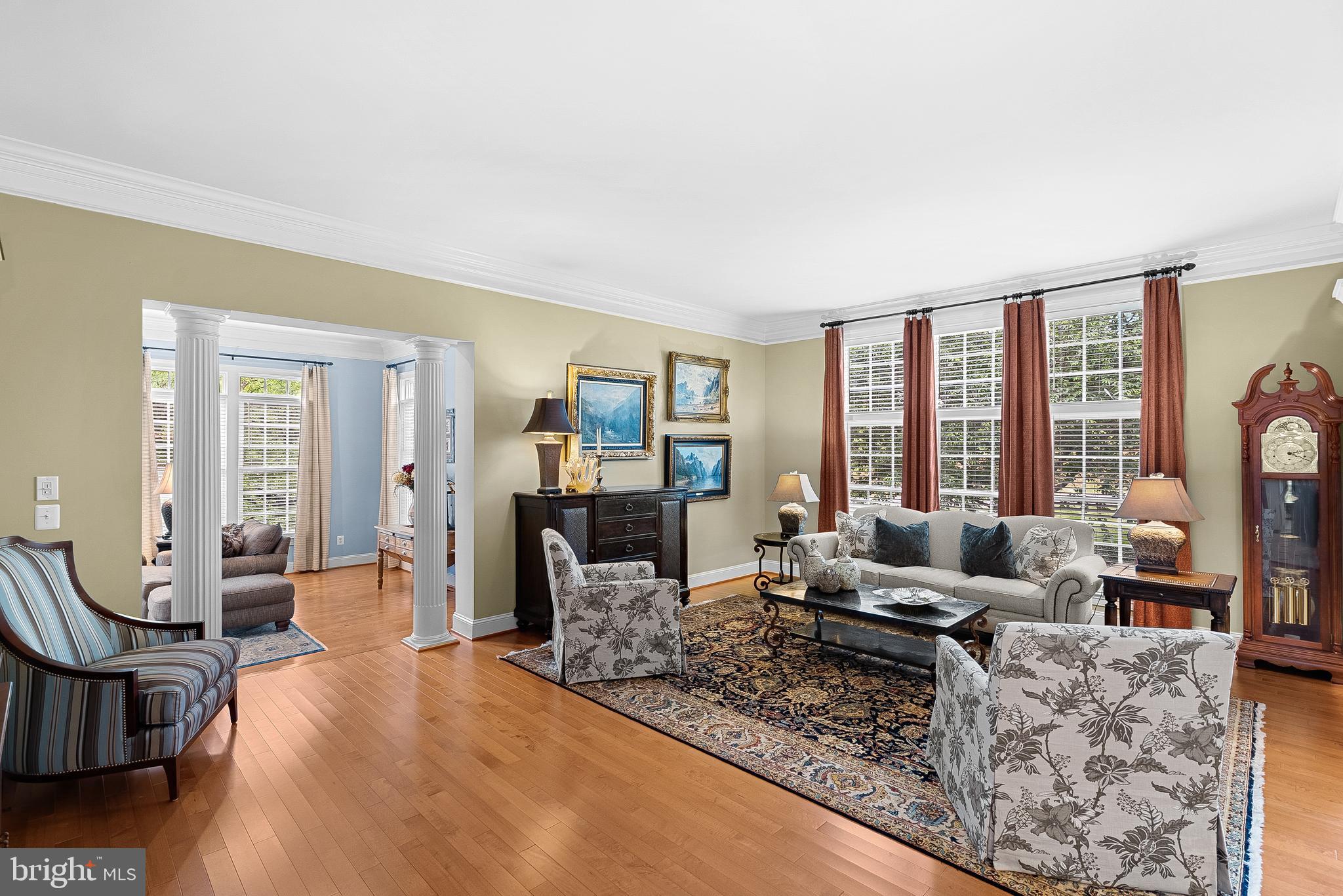 LONG ACRES - Residential